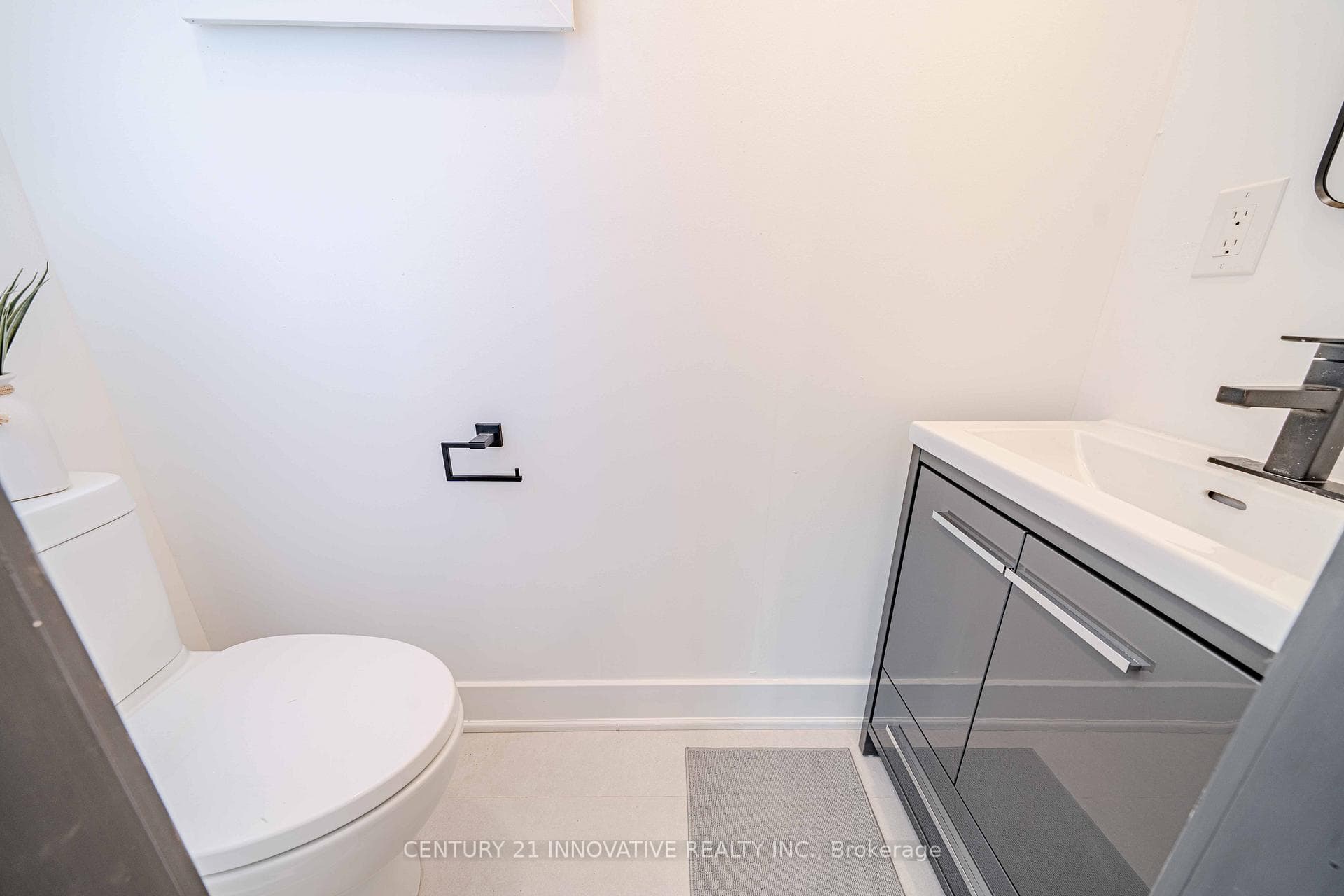57 Leahann Drive Unit Main Floor photo 15