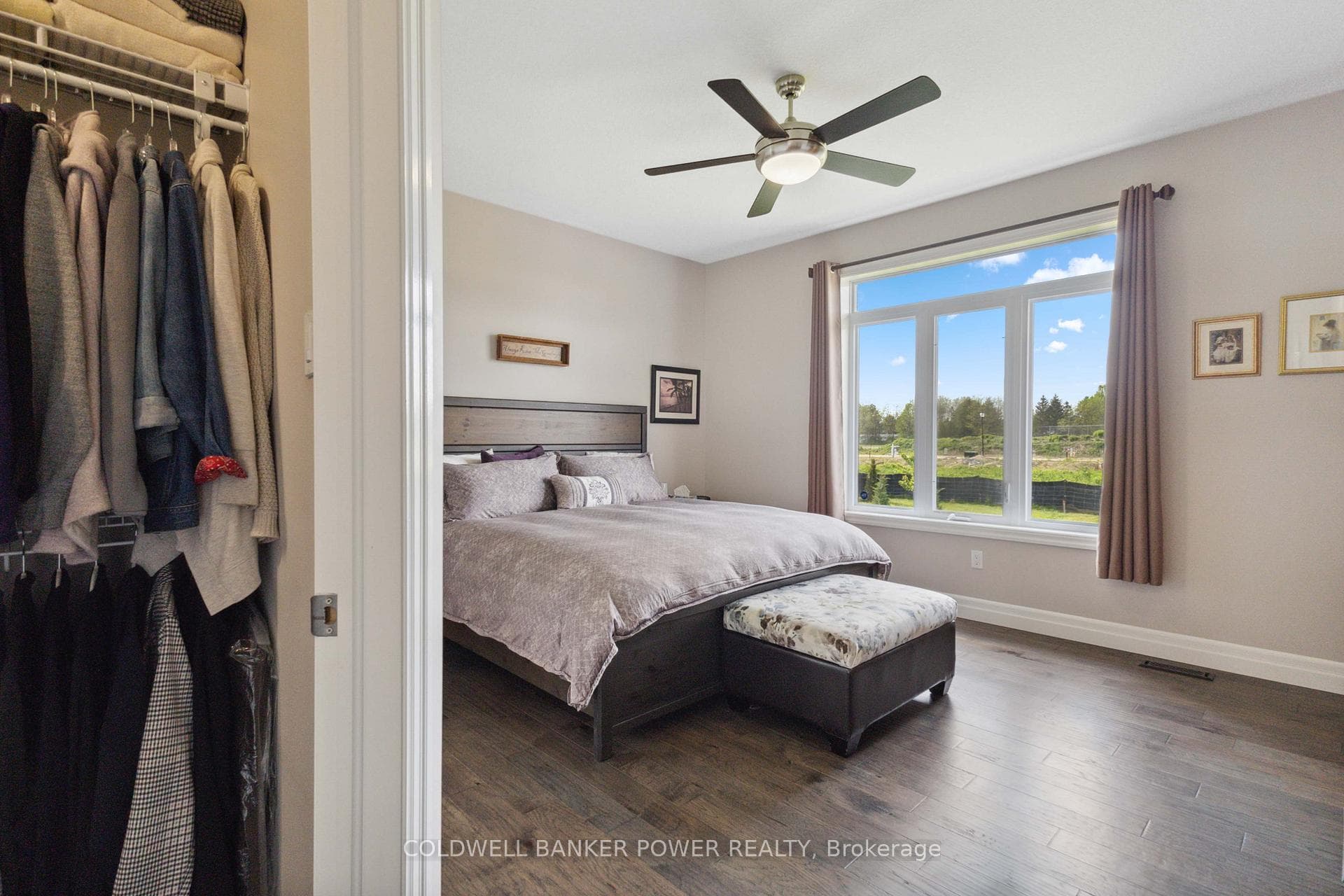 32 FOXBOROUGH Place photo 21