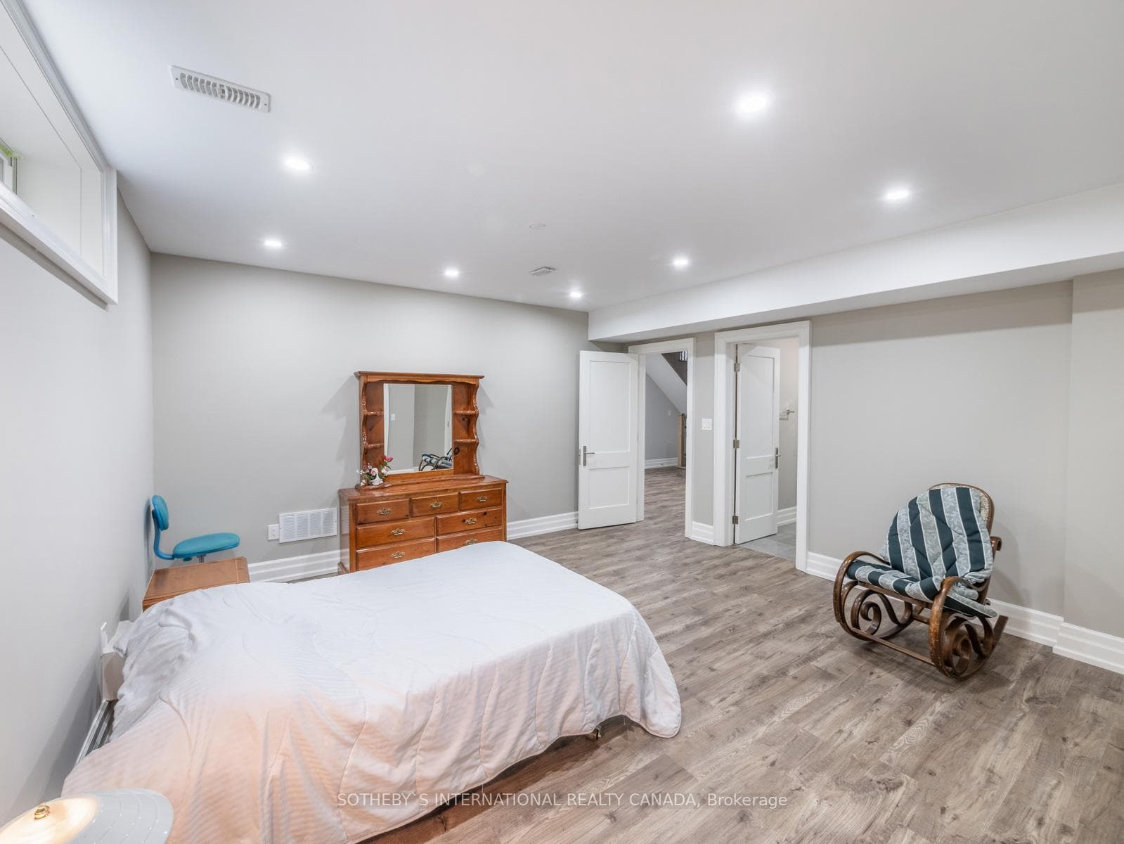 1092 Henley Road photo 39