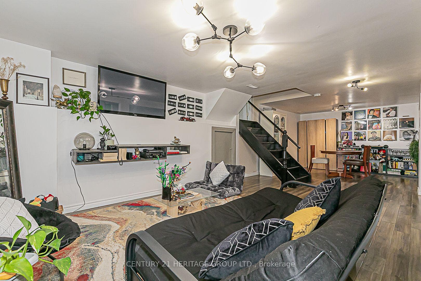 150 Bayview Avenue photo 22