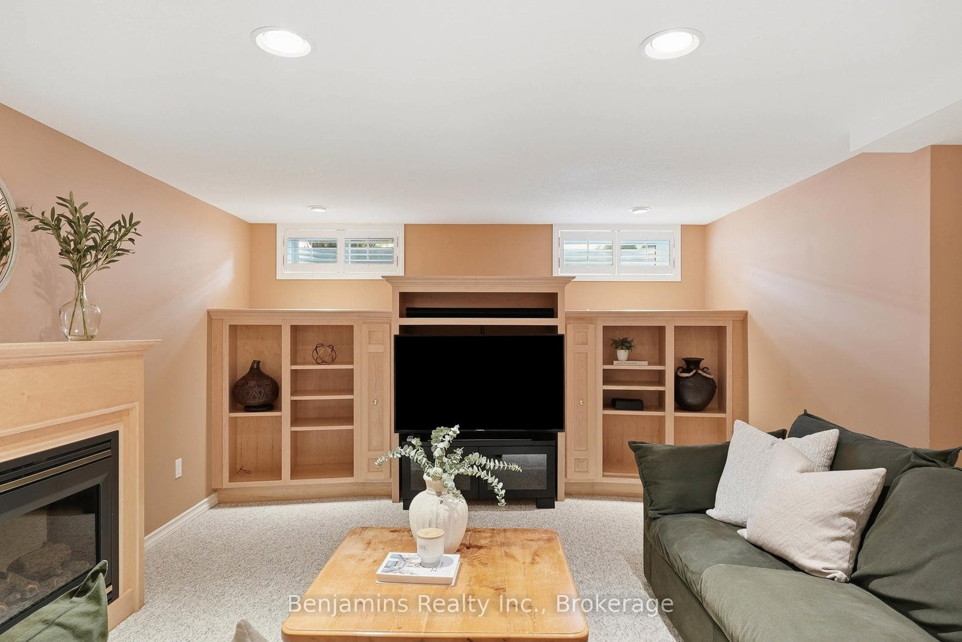 36 Weberlyn Crescent photo 34
