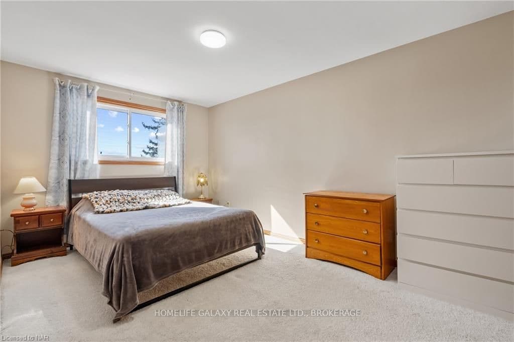 7451 SCHOLFIELD Road photo 11