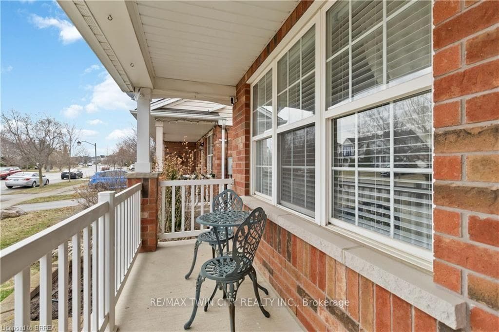 156 Osborn Avenue photo 4