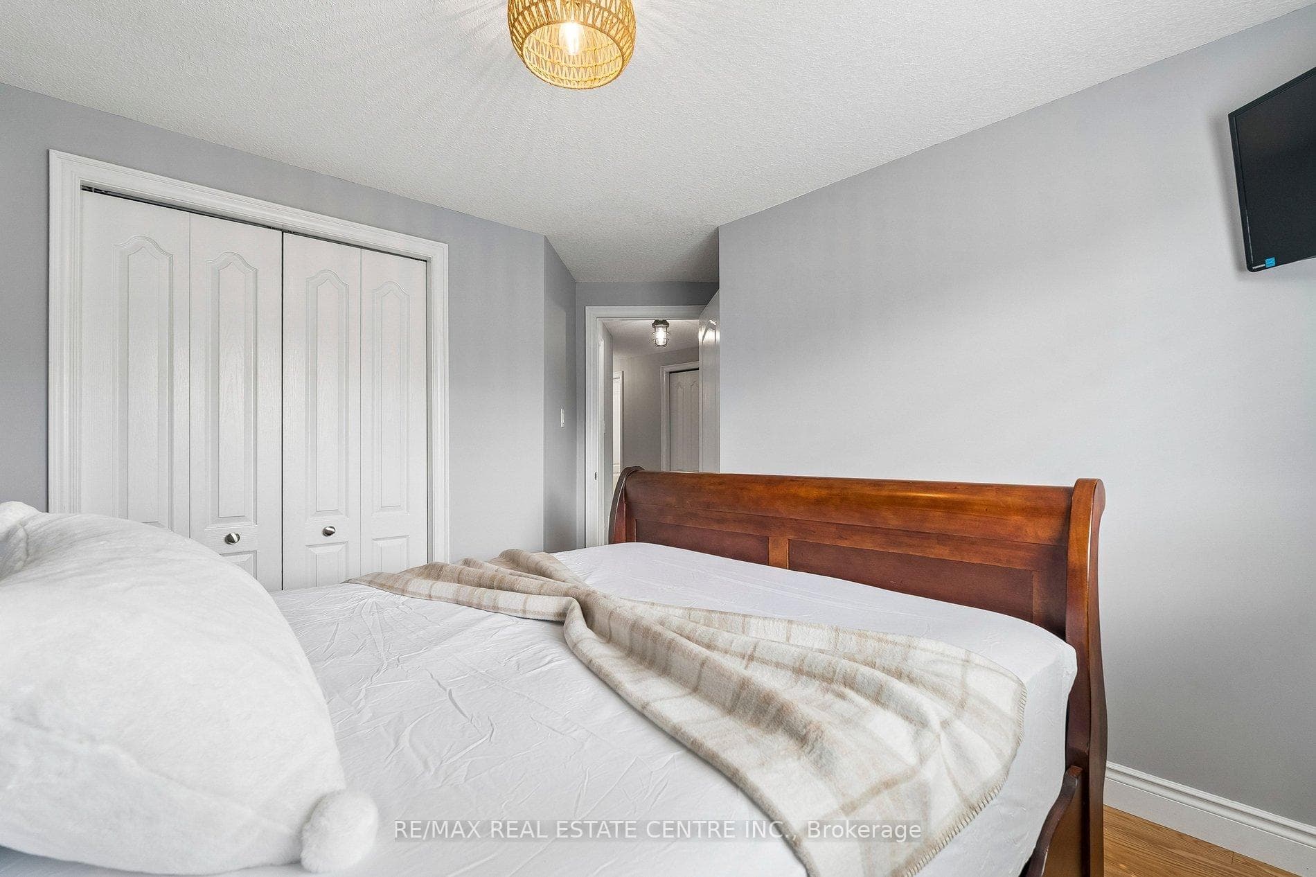 704 Russel Court photo 24