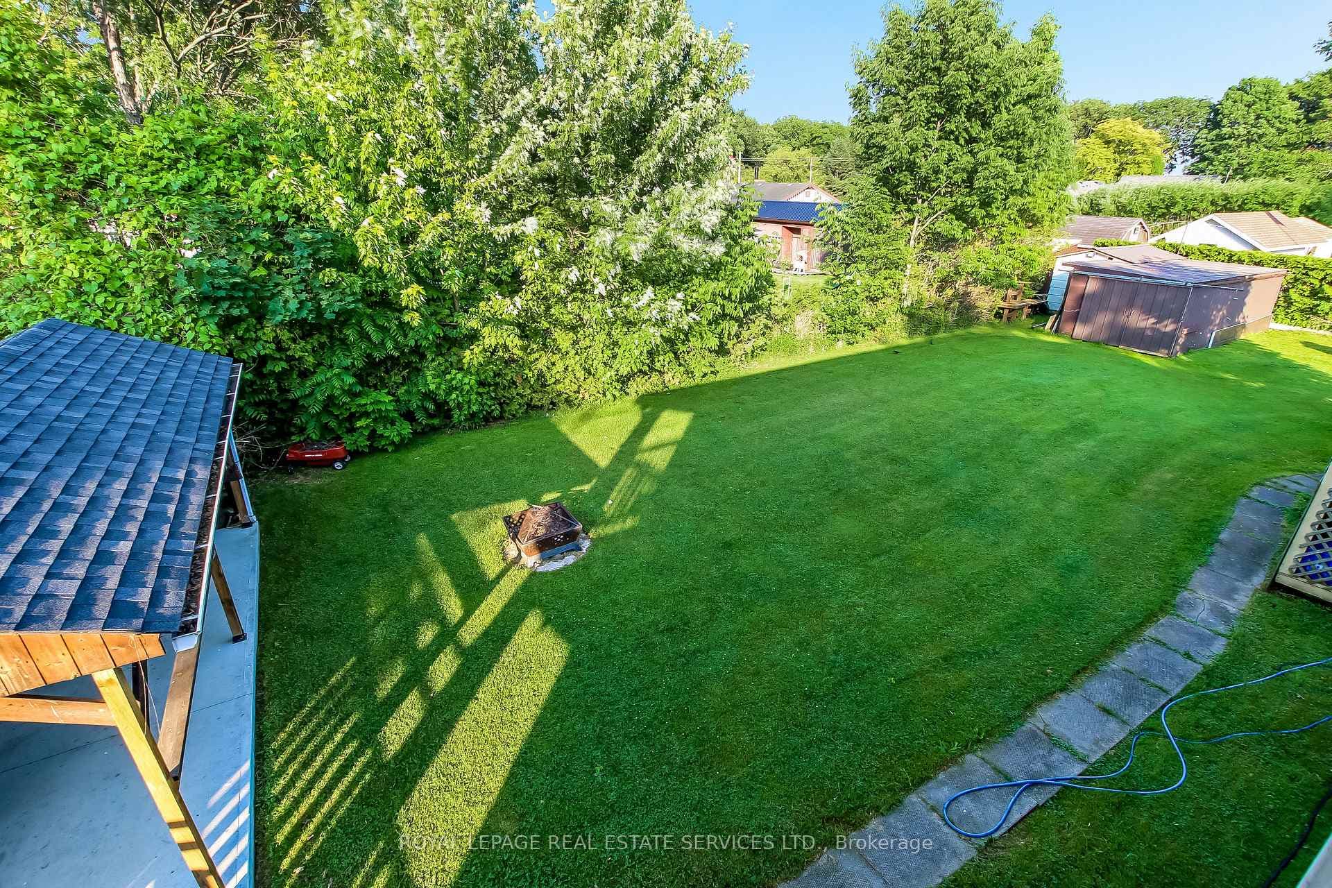 20 Bayview Avenue photo 16
