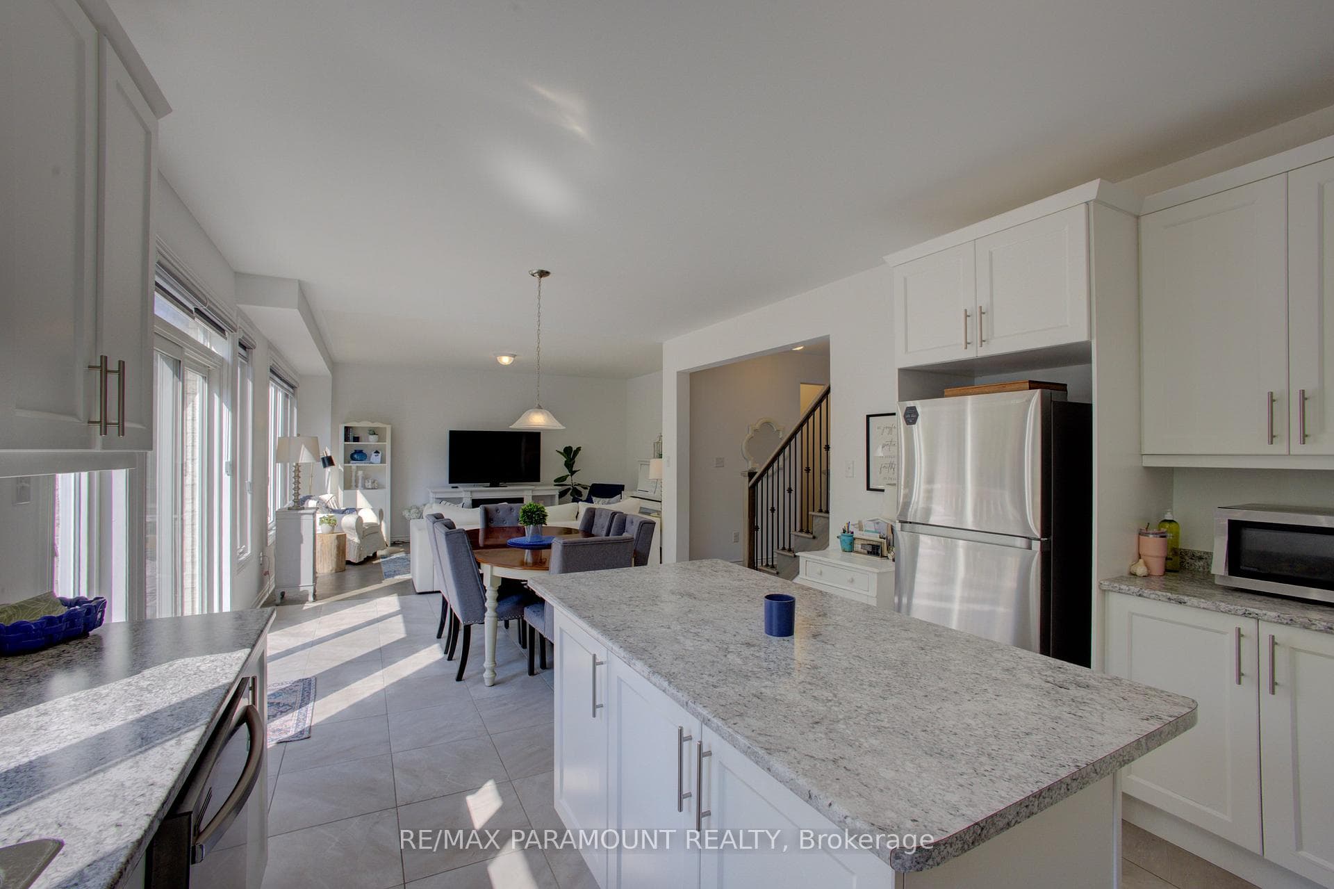 30 Kirby Avenue photo 29