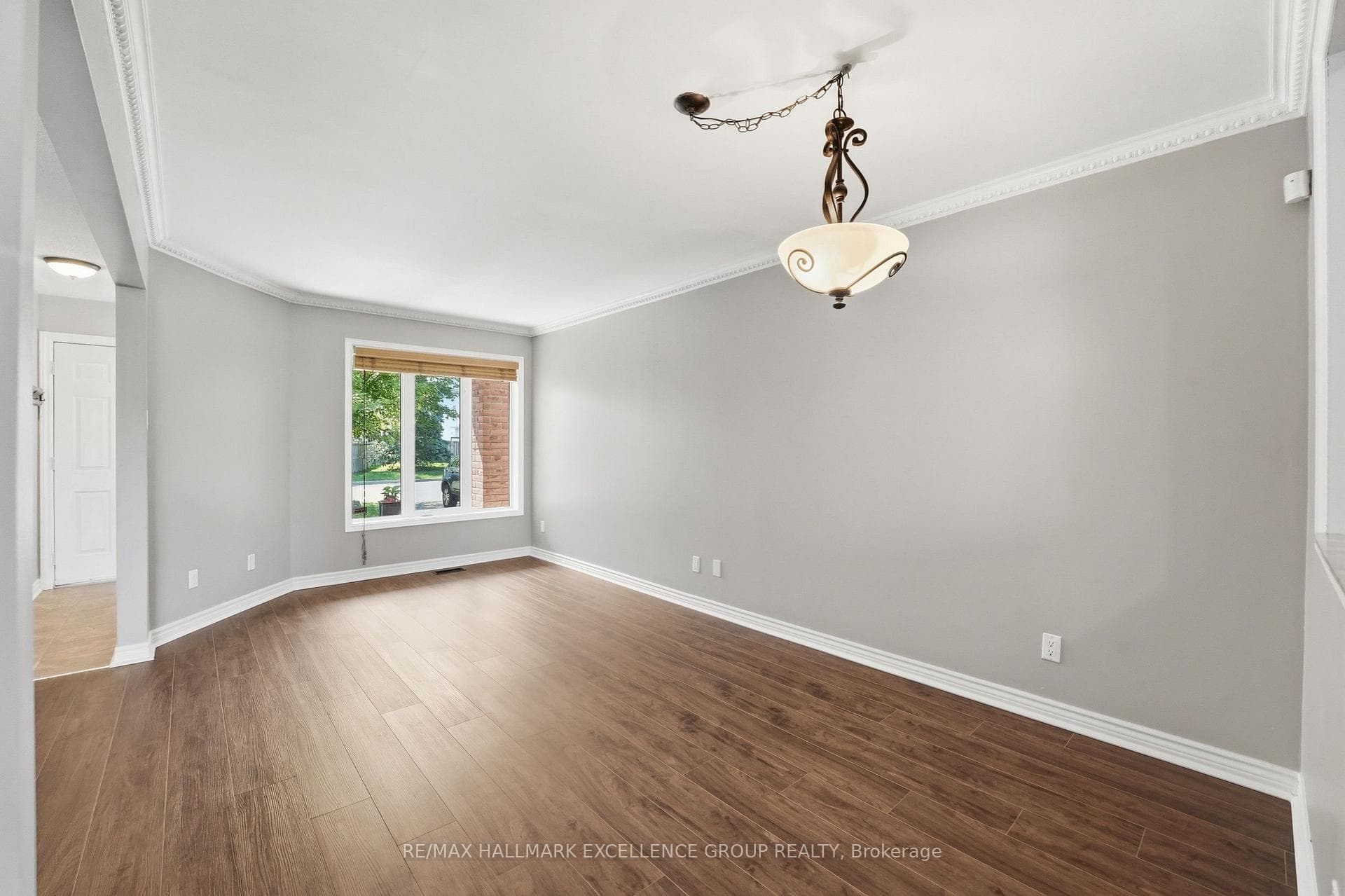 887 Nesting Way photo 10
