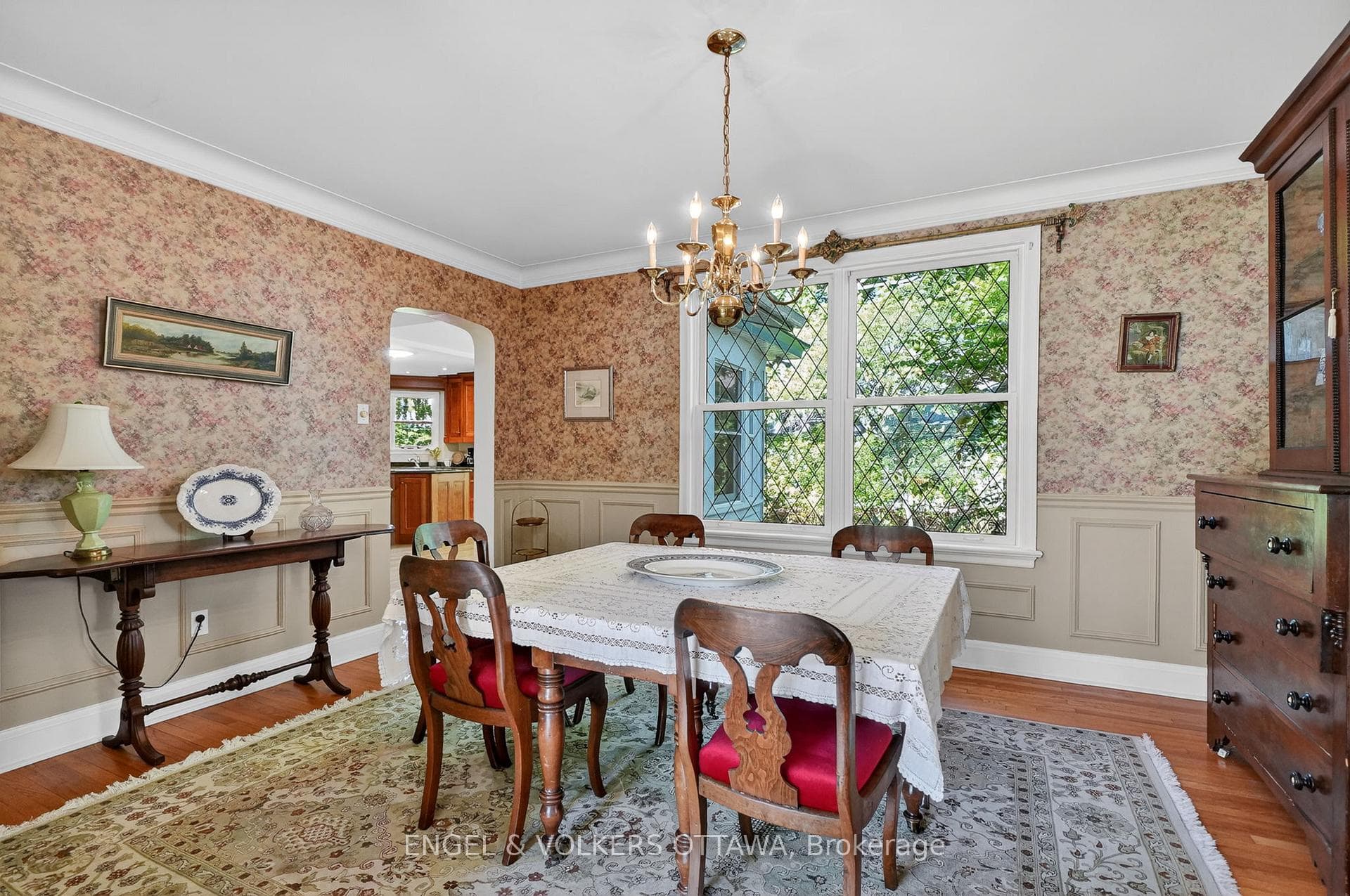 503 Piccadilly Avenue photo 6