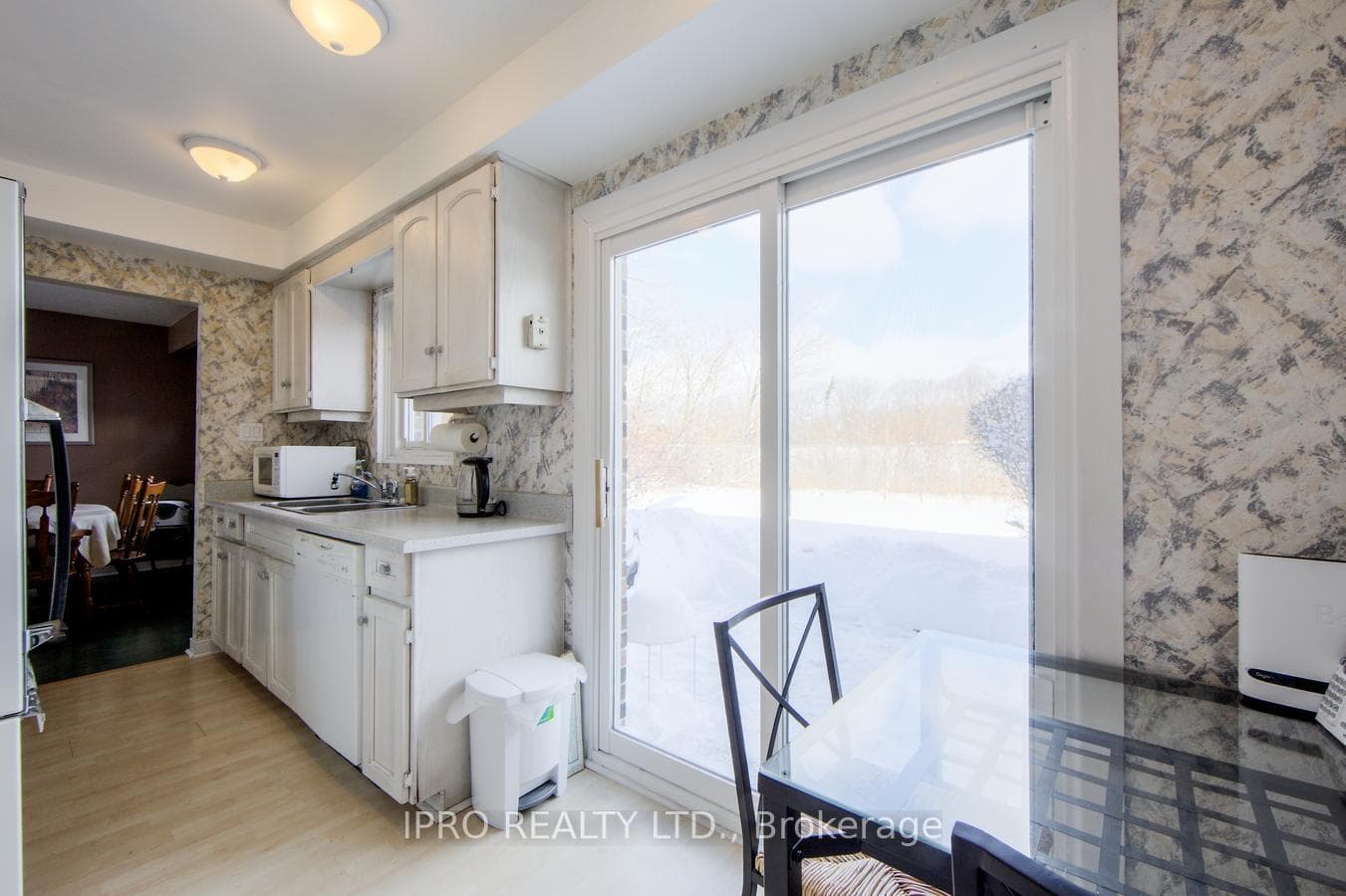 2120 Rathburn Road Unit 14 photo 13