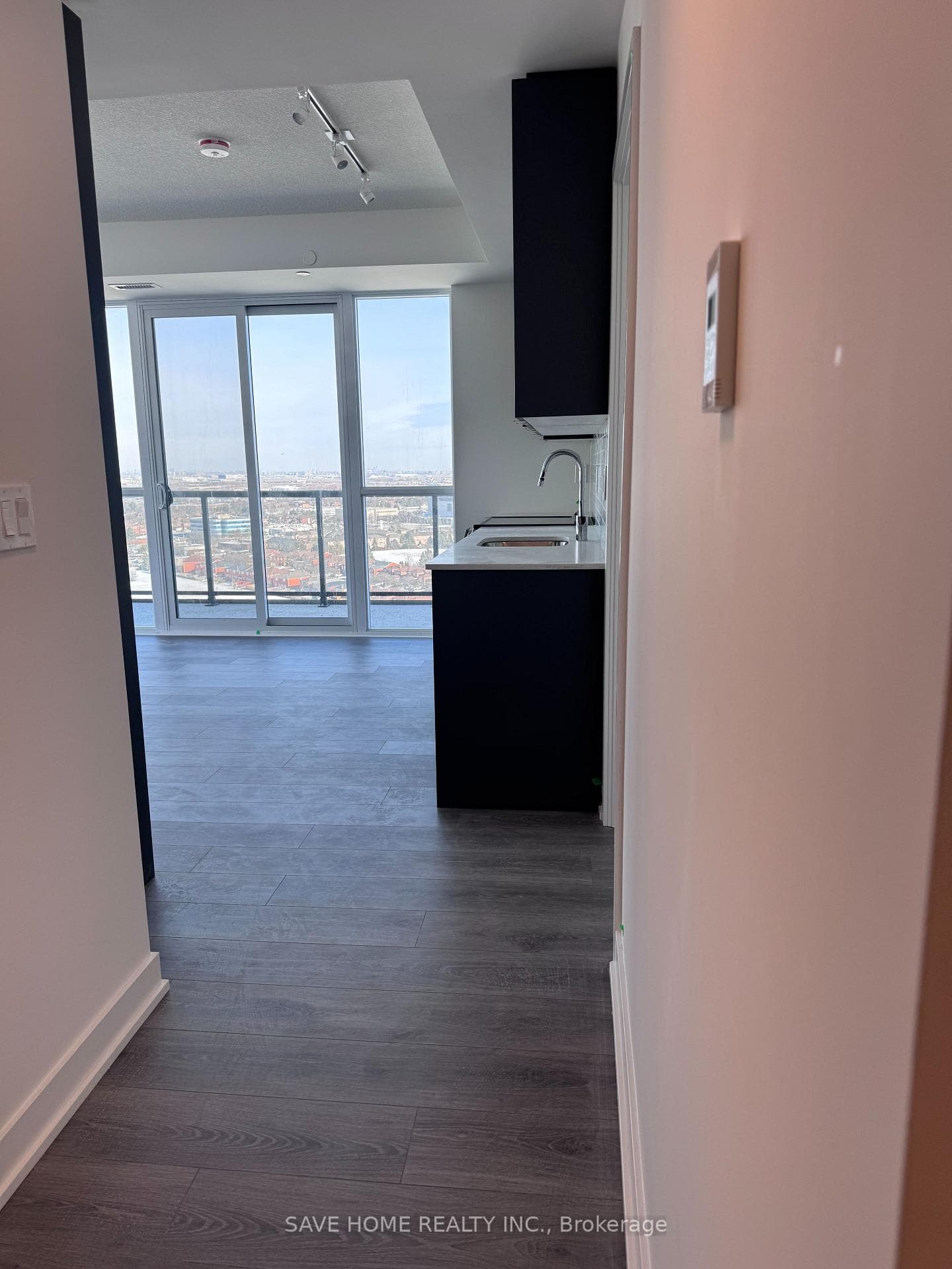 225 Malta Avenue Unit 1903 photo 5
