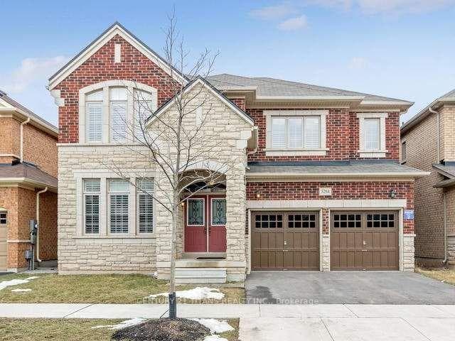 3284 Larry Crescent photo 1