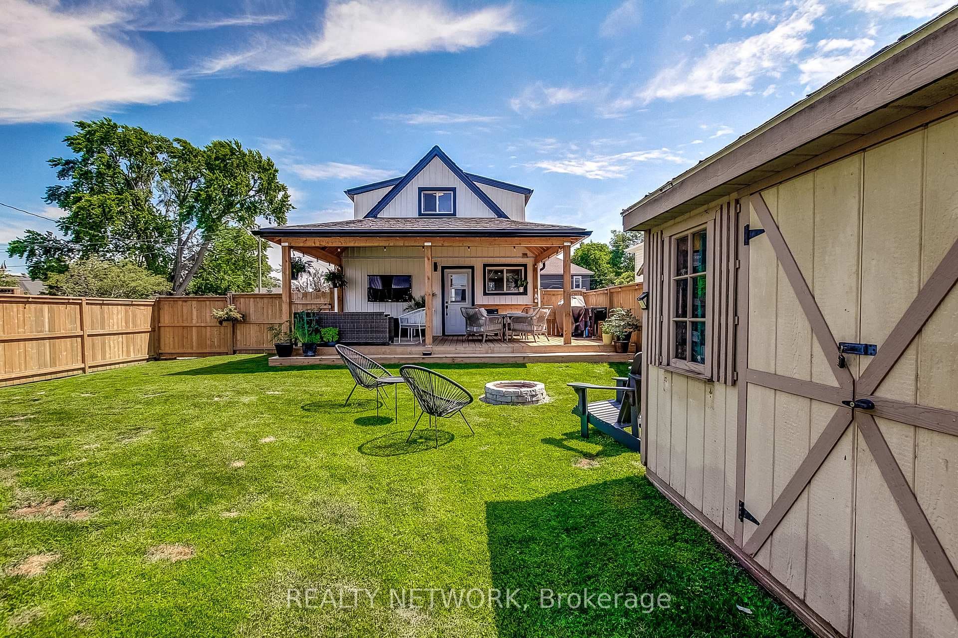 35 Pansy Avenue photo 29
