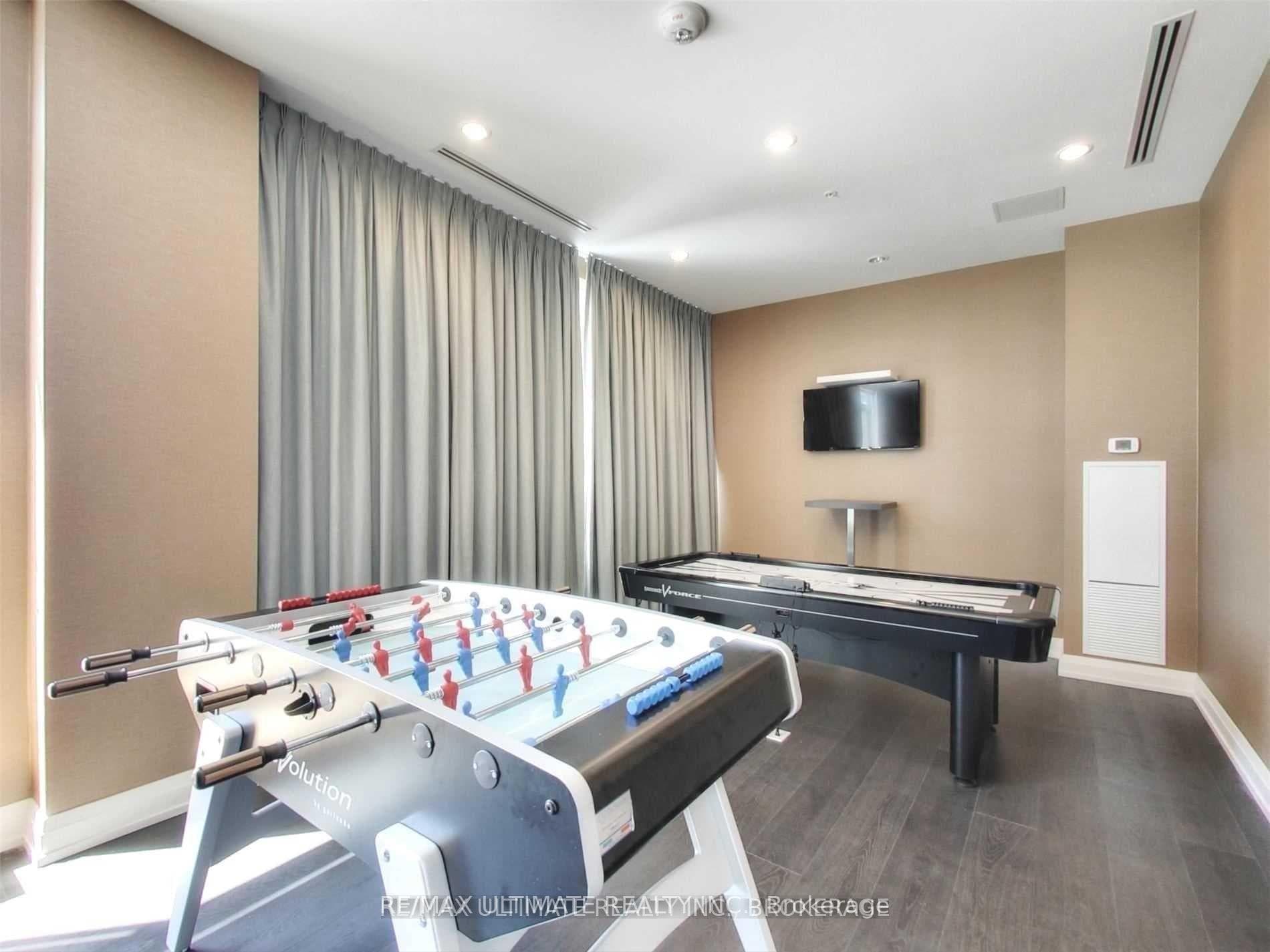555 Wilson Avenue Unit 801E photo 25