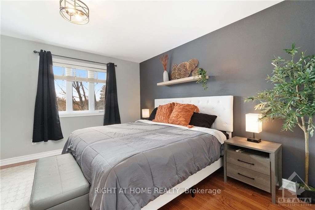 142 MABEL Street photo 20