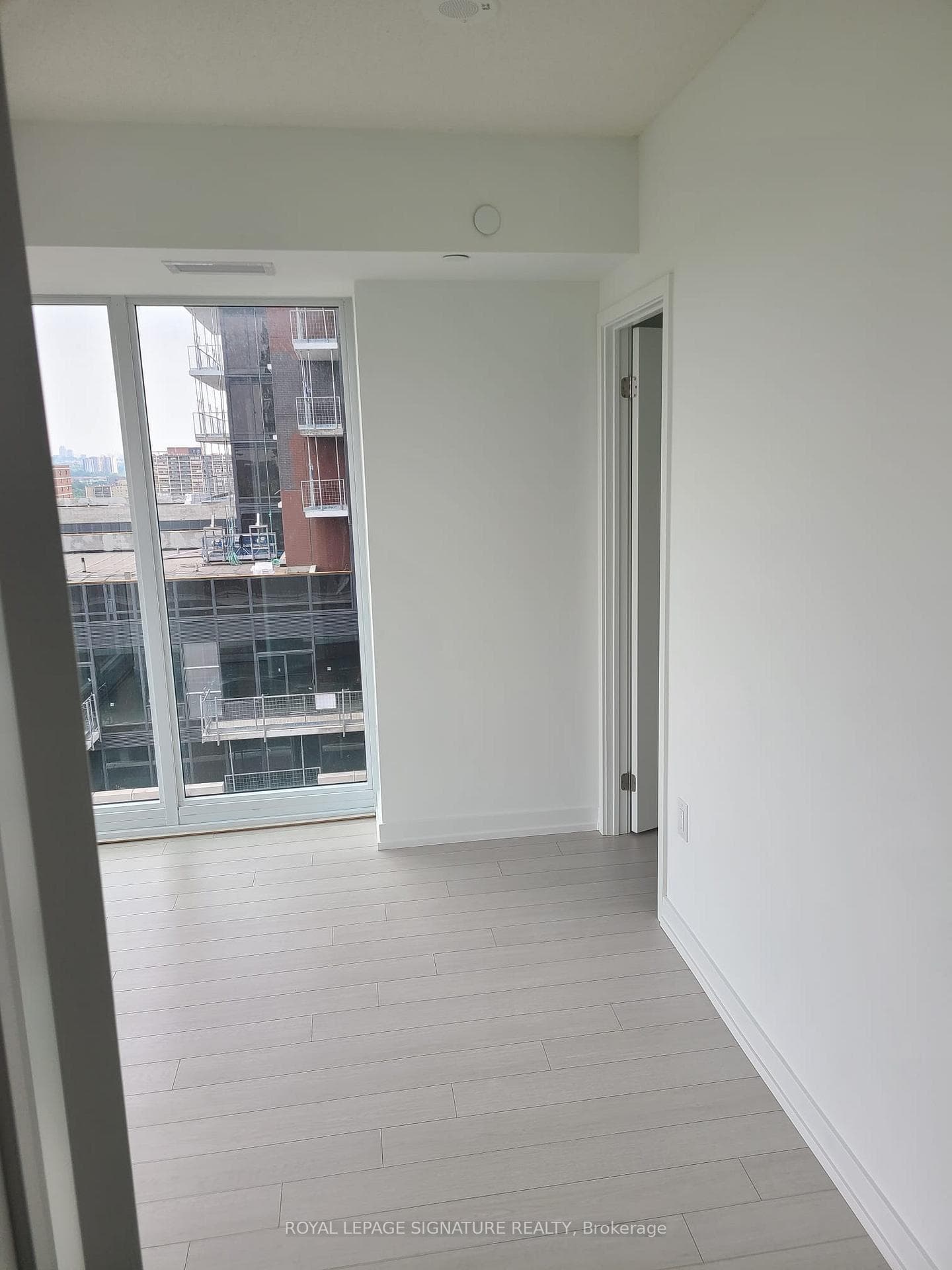 4010 Eglinton Avenue Unit 1021 photo 8