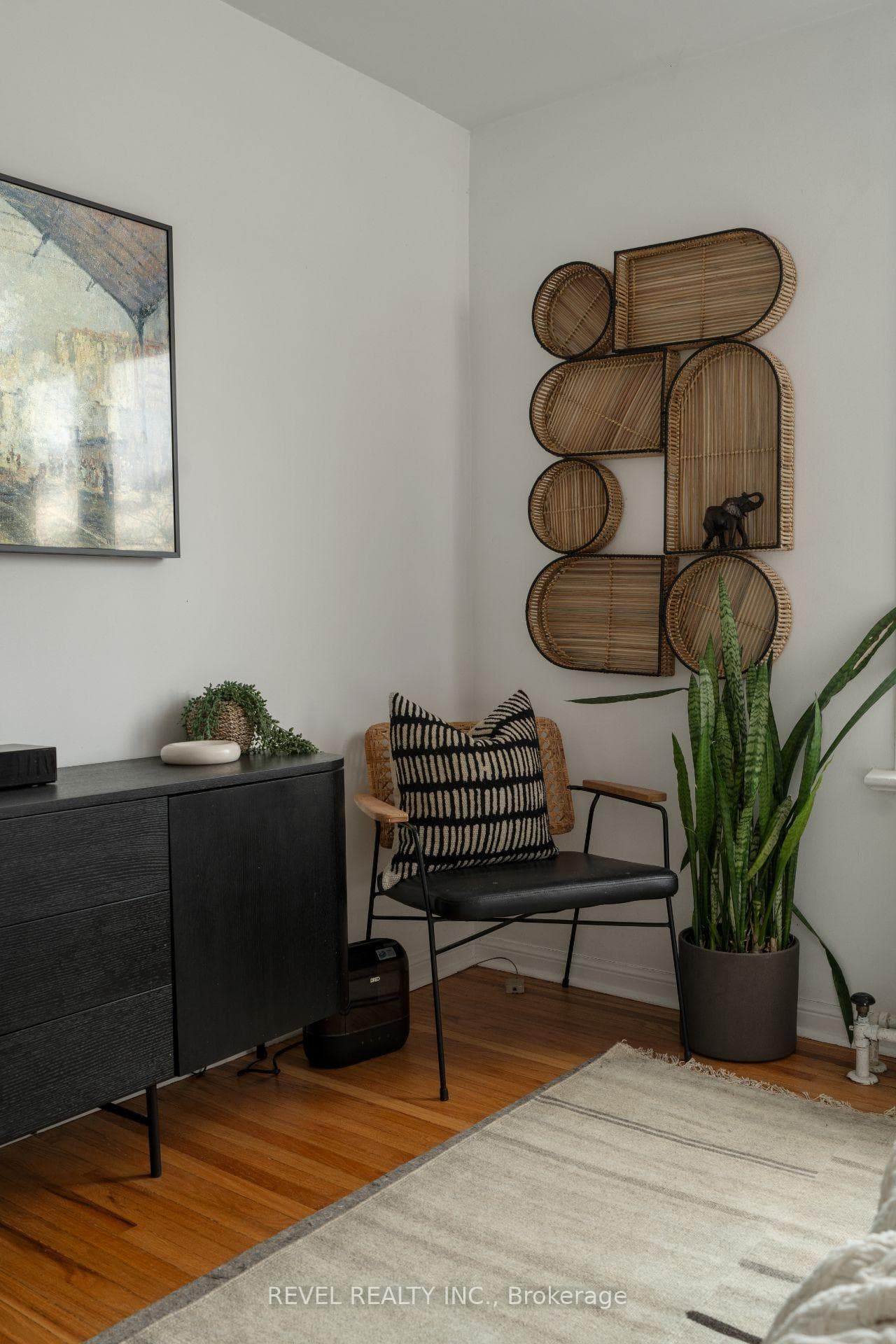 102 Eighth Street photo 23