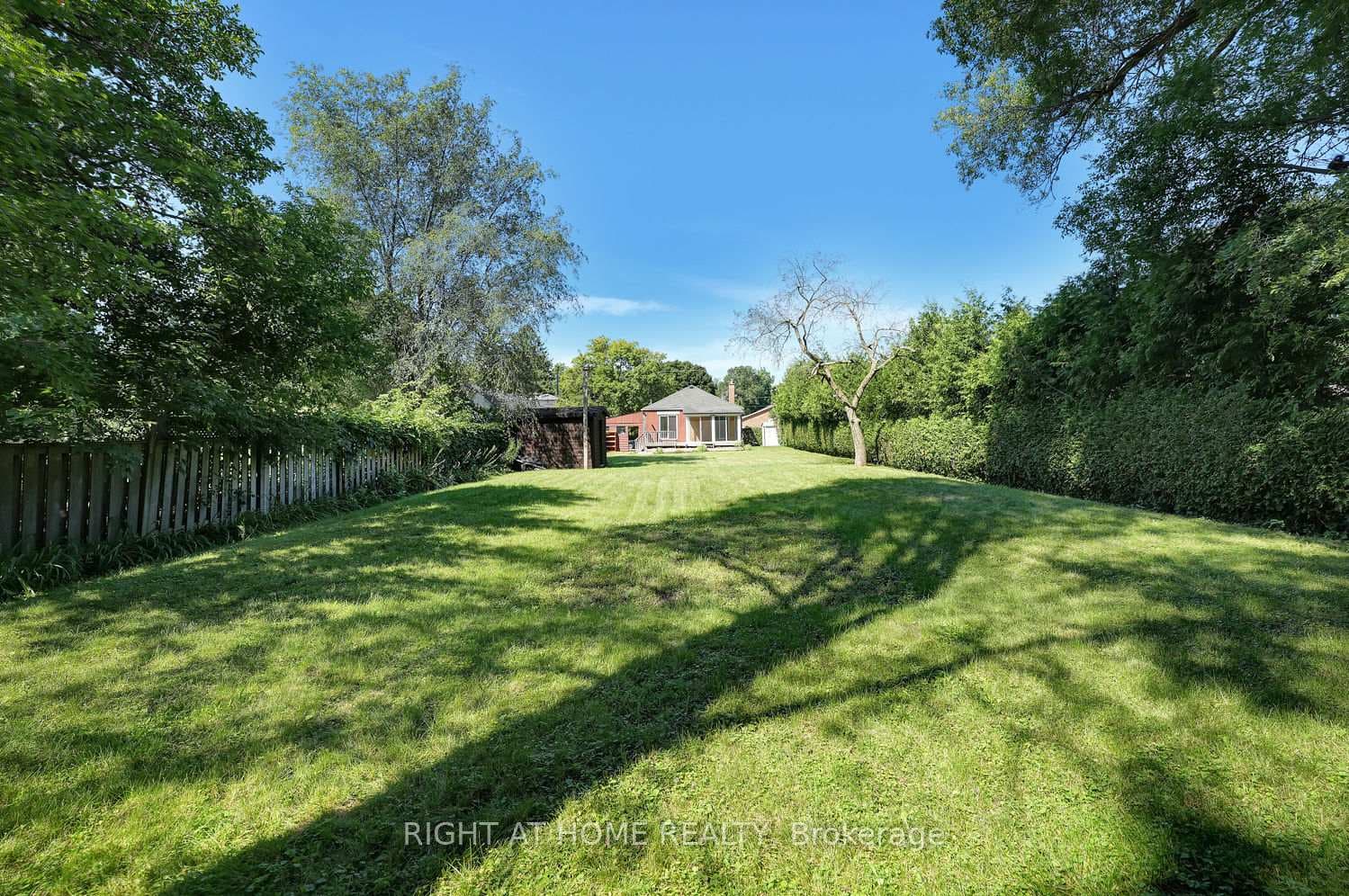 3 Lowell Avenue photo 34
