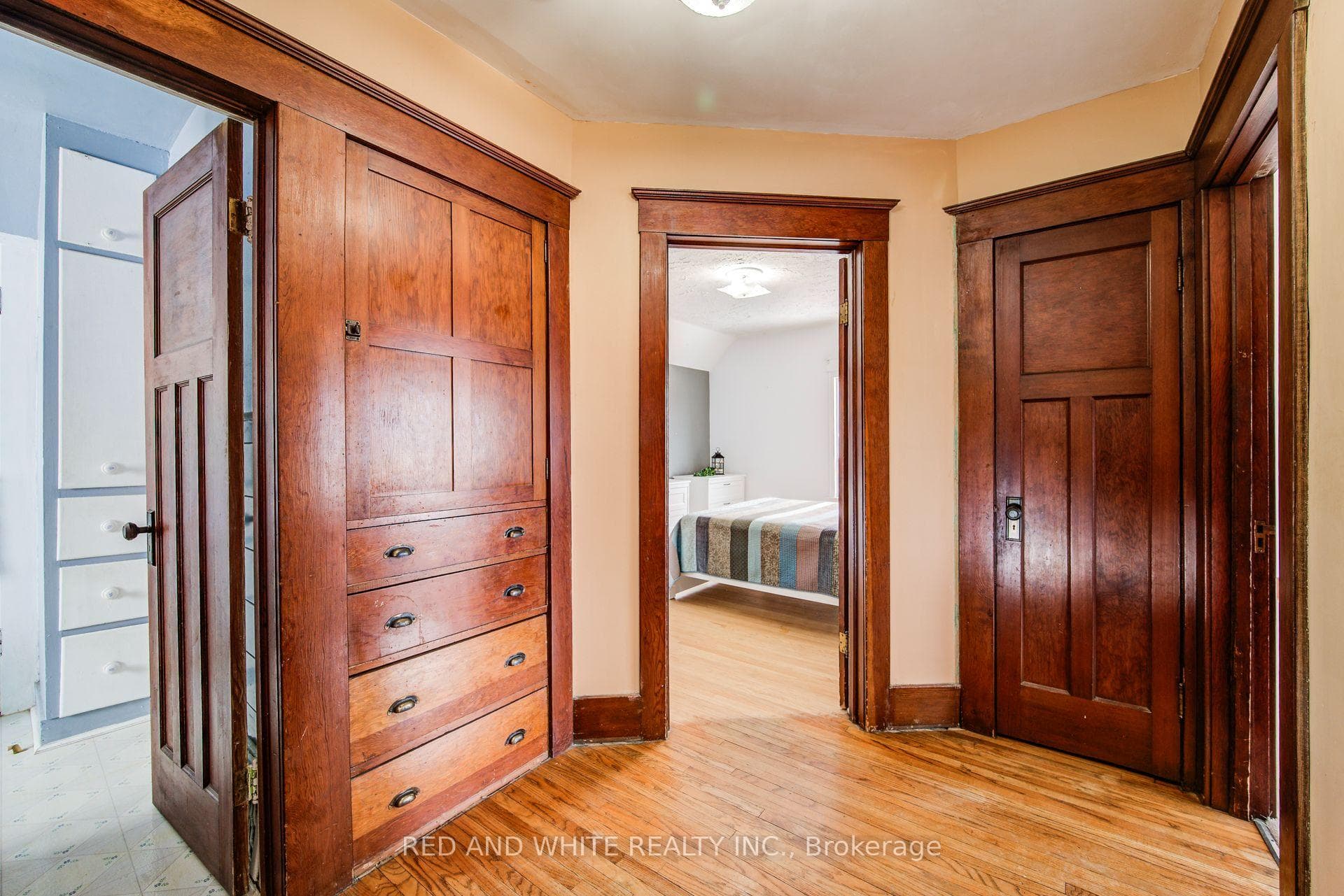 49 Lang Crescent photo 16