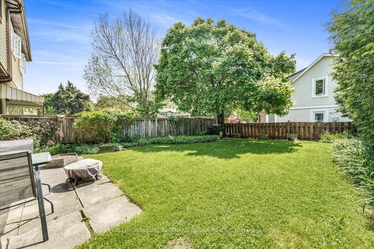 163 Freshmeadow Drive photo 26