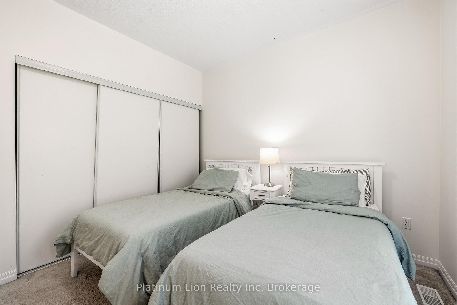 1011 Deta Road Unit 904 photo 29