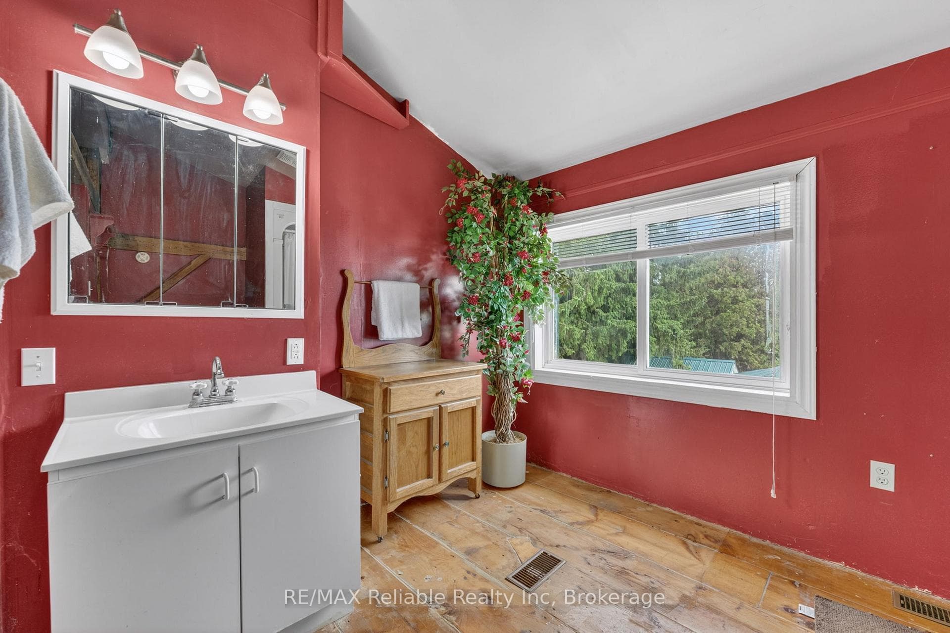 31 London Road photo 29
