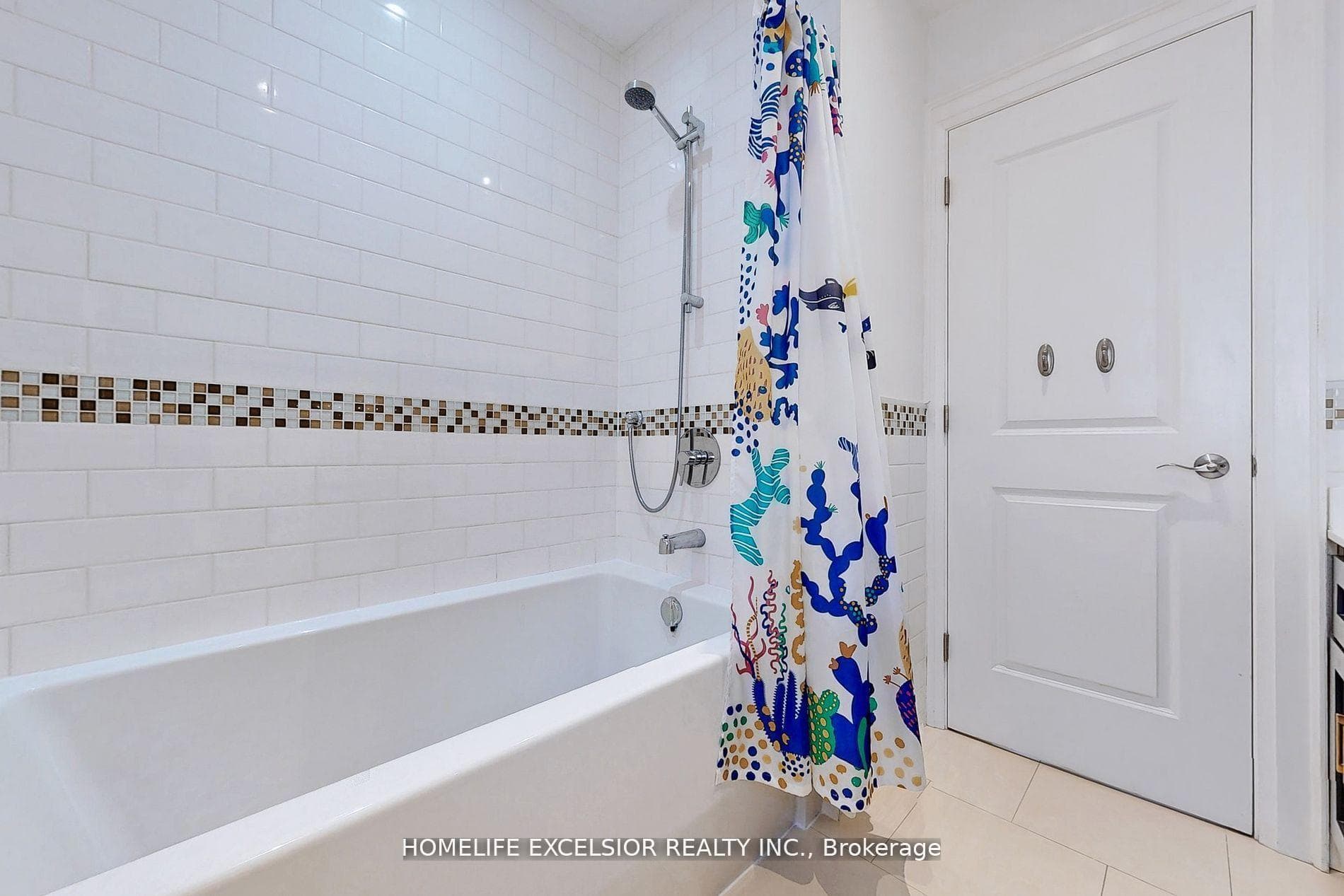 33 Braemar Avenue photo 26