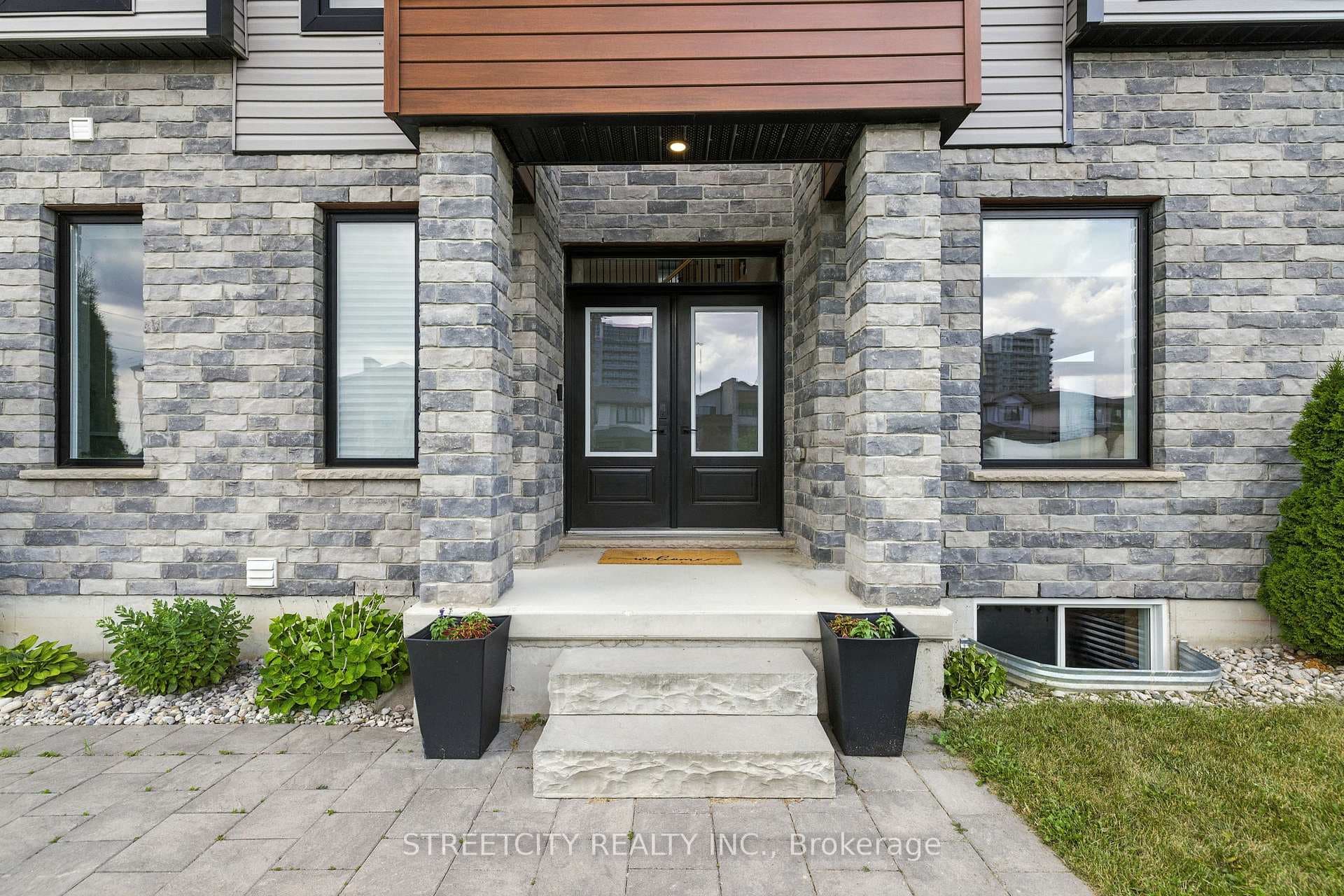 1616 Henrica Avenue photo 40
