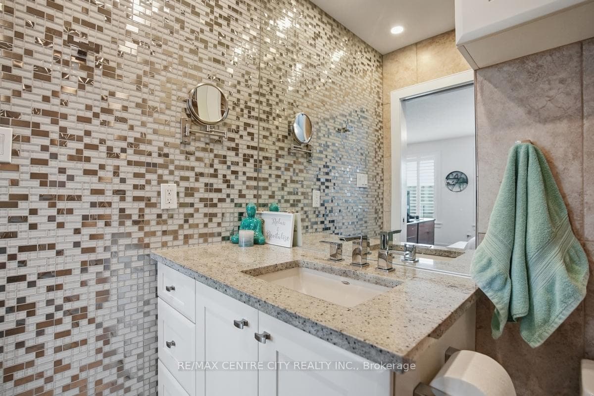 3 pc Ensuite