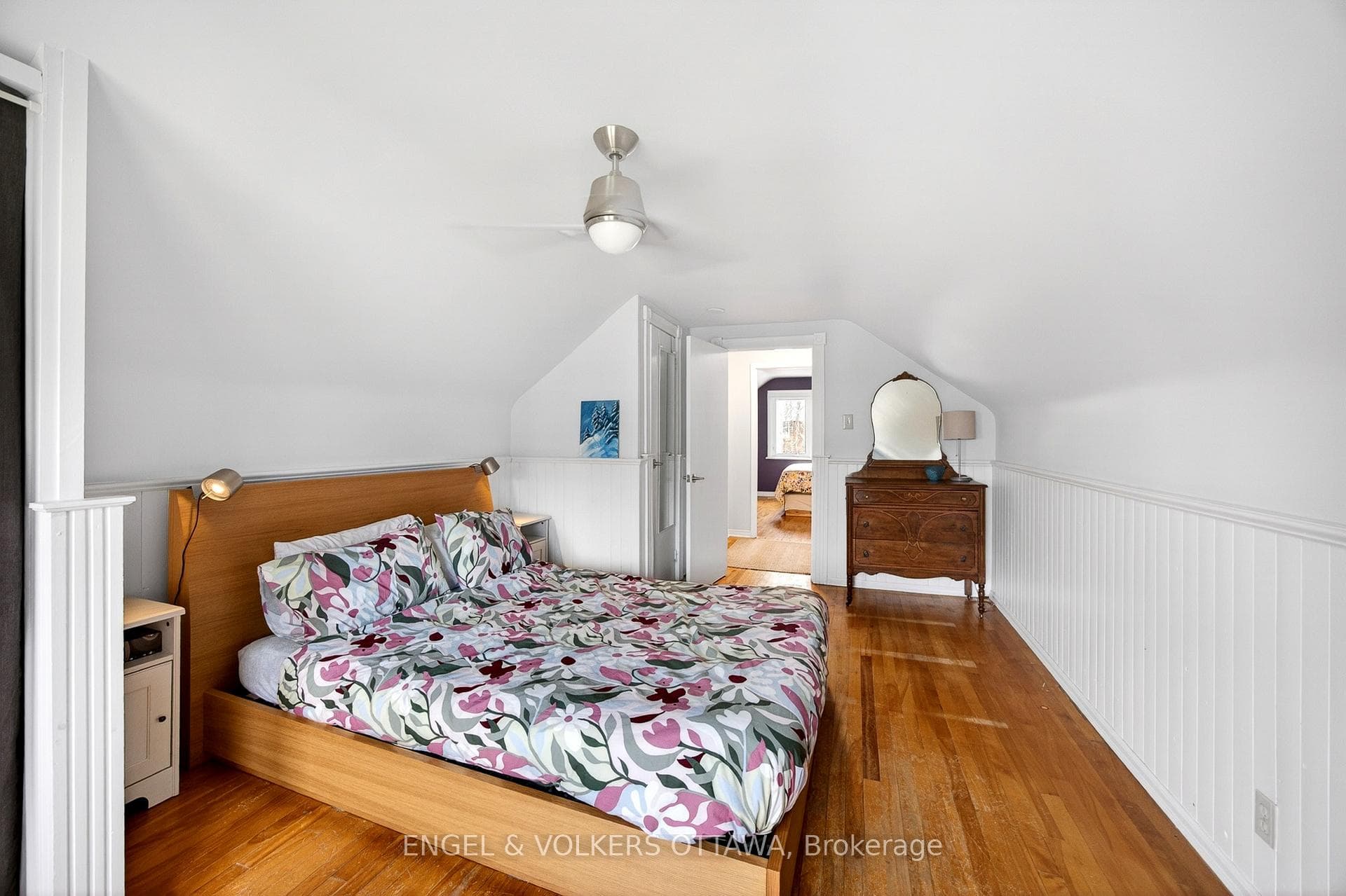 166 Wesley Avenue photo 20