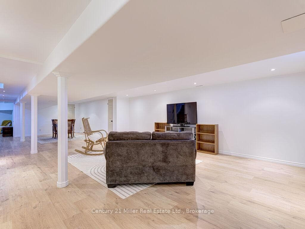 3276 Tallman Drive photo 28