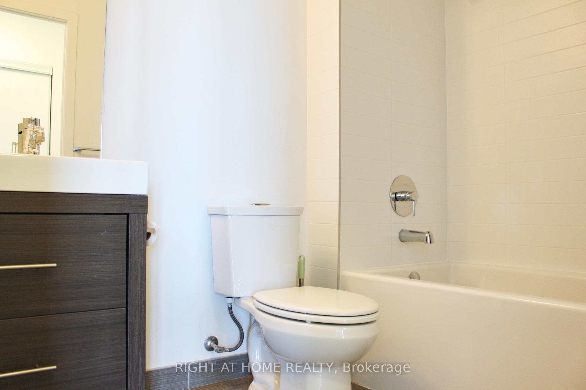 66 Forest Manor Road Unit 1003 photo 19