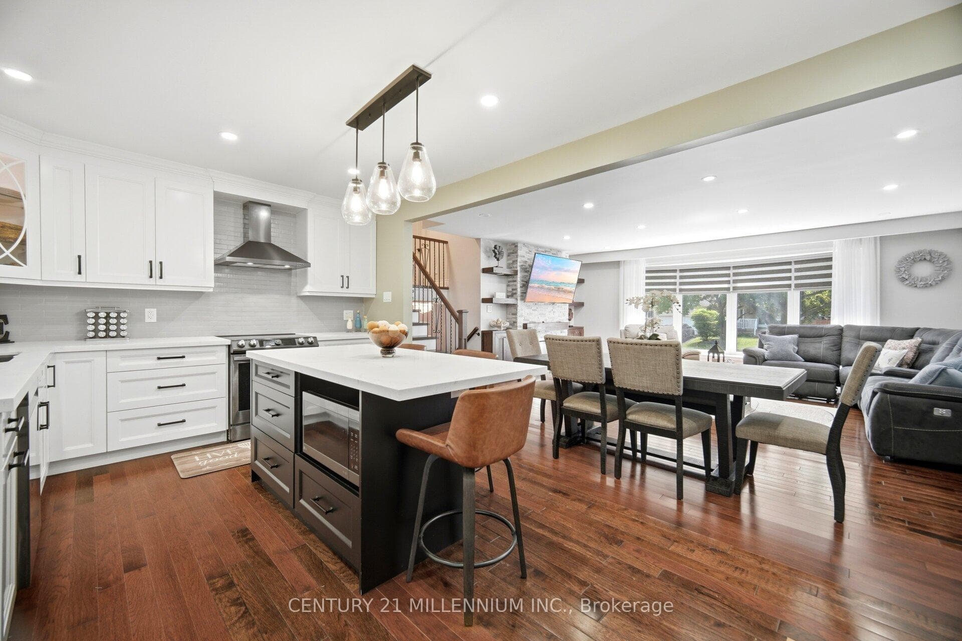 407 Chantenay Drive photo 17