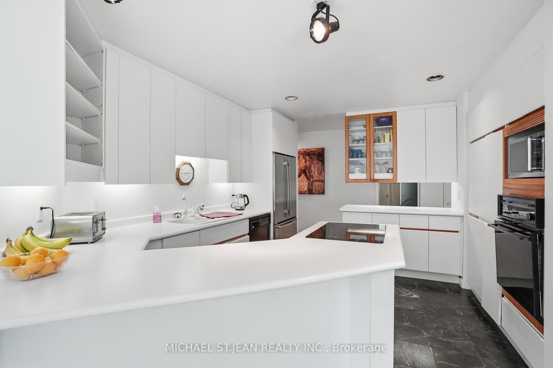 1314 Safari Road photo 17