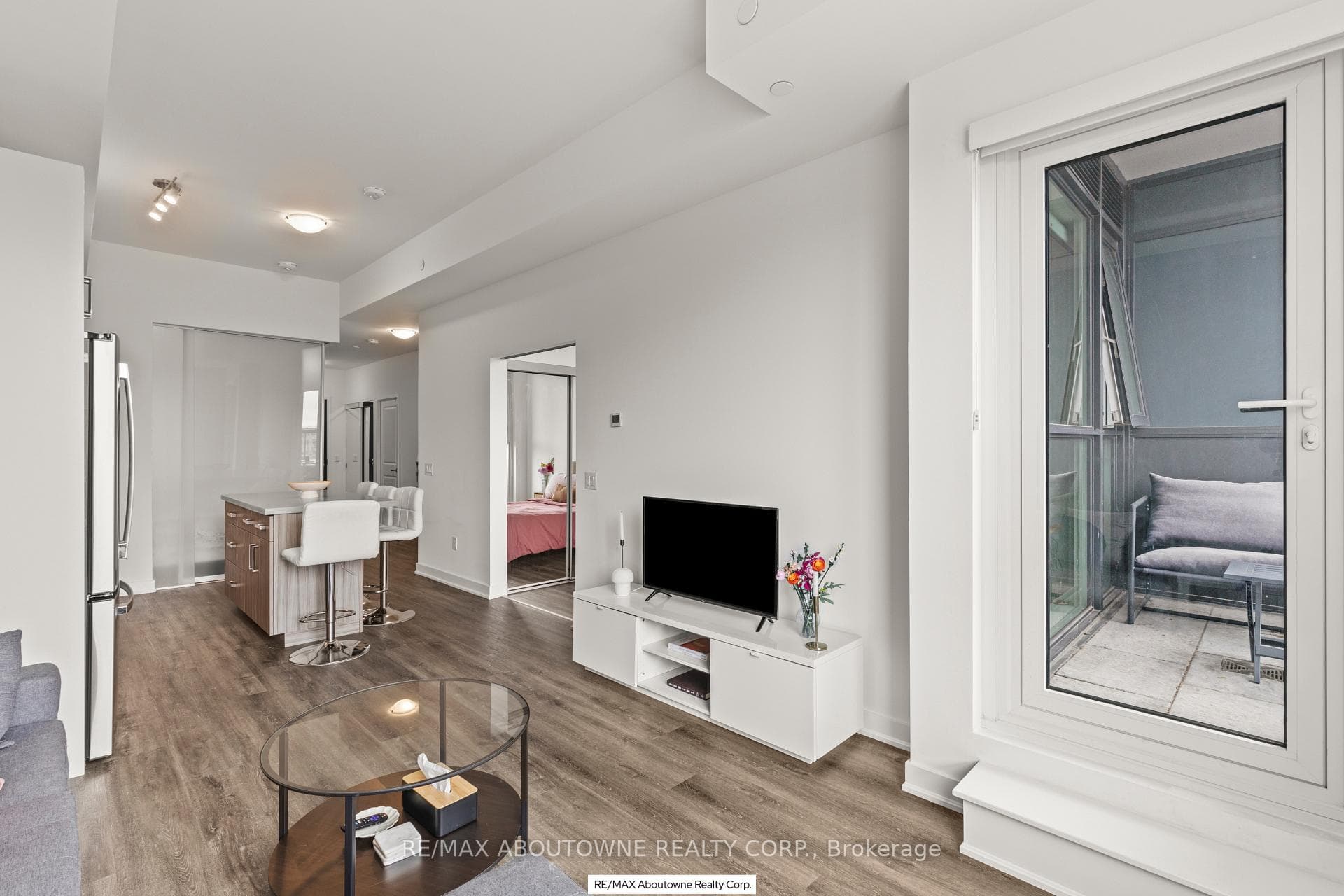 2007 James Street Unit 307 photo 17