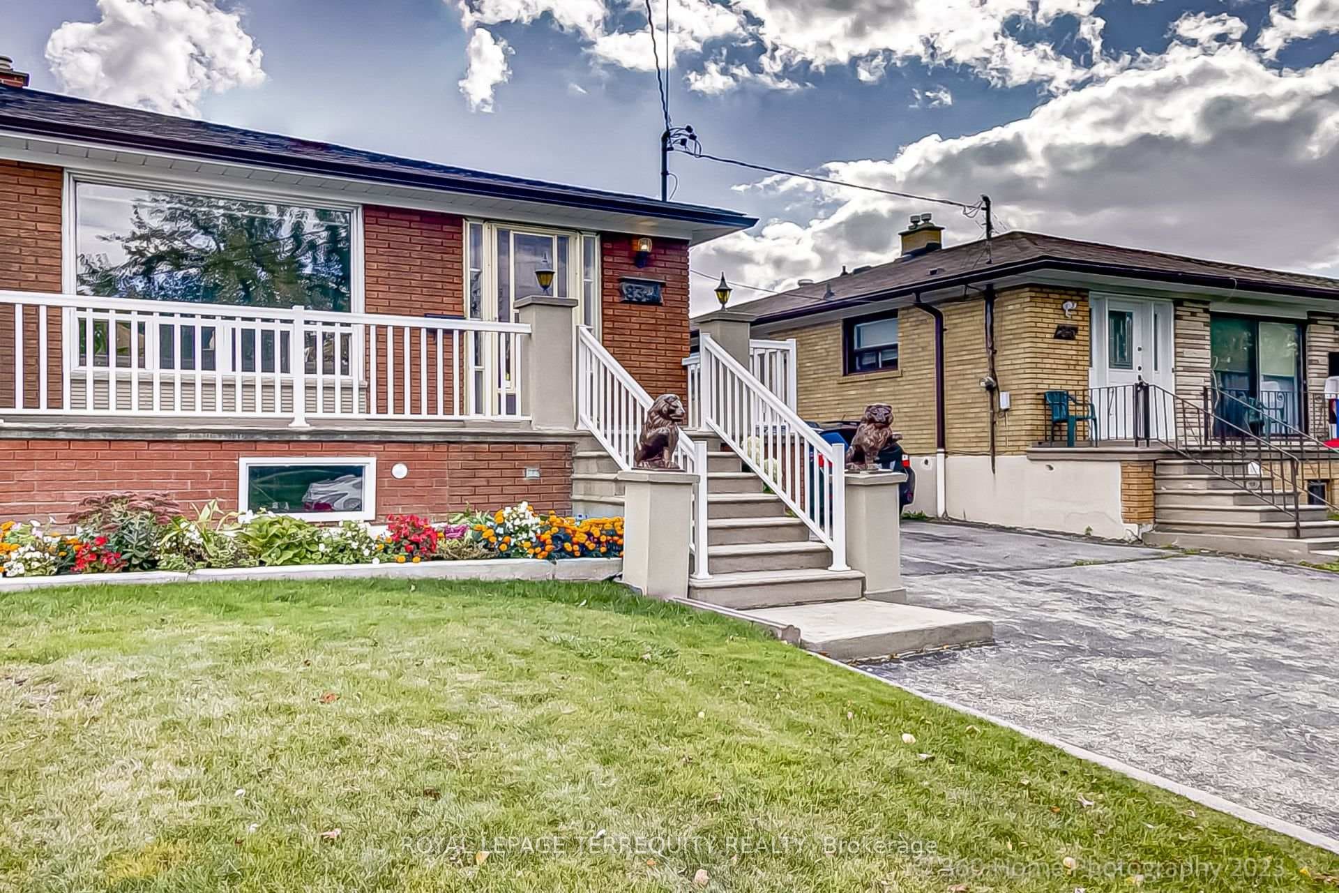 83 Victory Drive photo 2