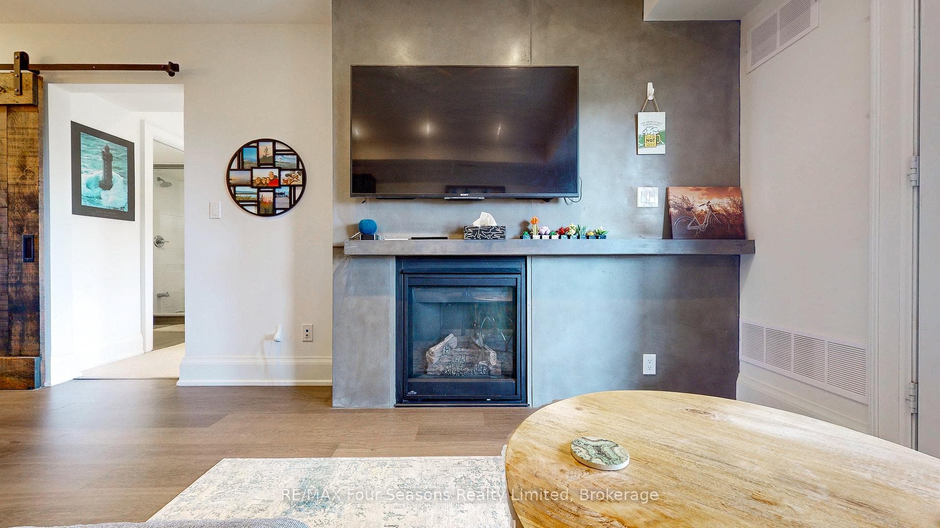 6 Anchorage Crescent Unit 203 photo 8