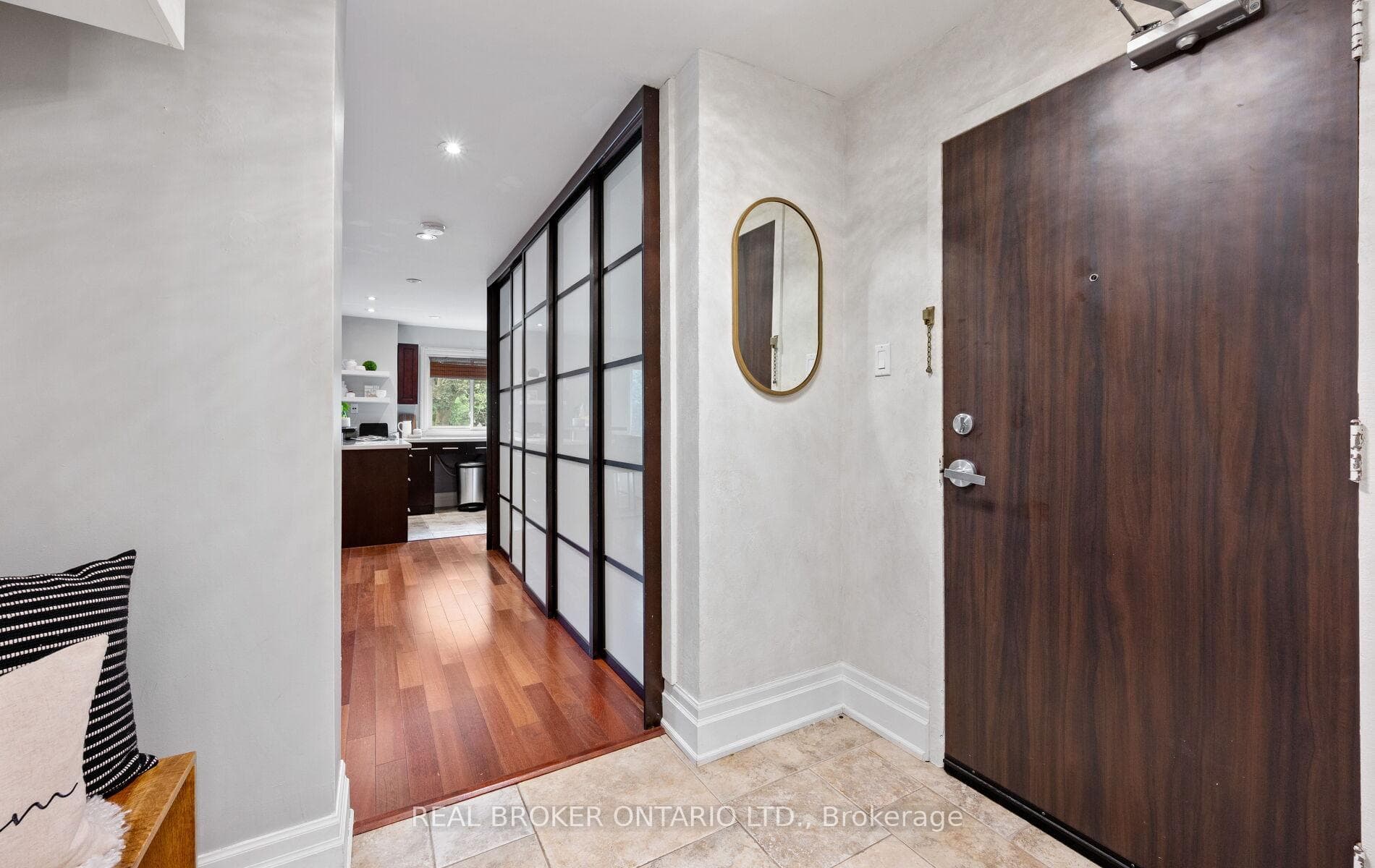 21 Elizabeth Street Unit 202 photo 8