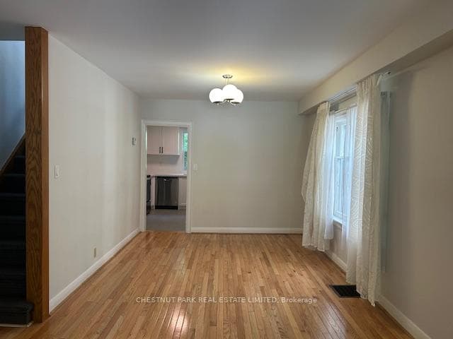 32 Henning Avenue photo 6