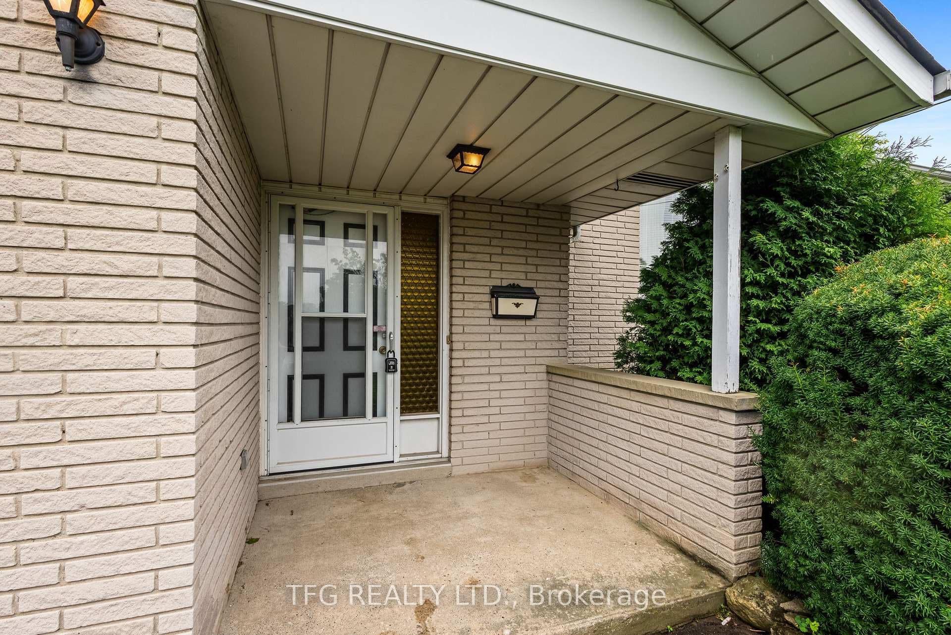 464 Finucane Street photo 33