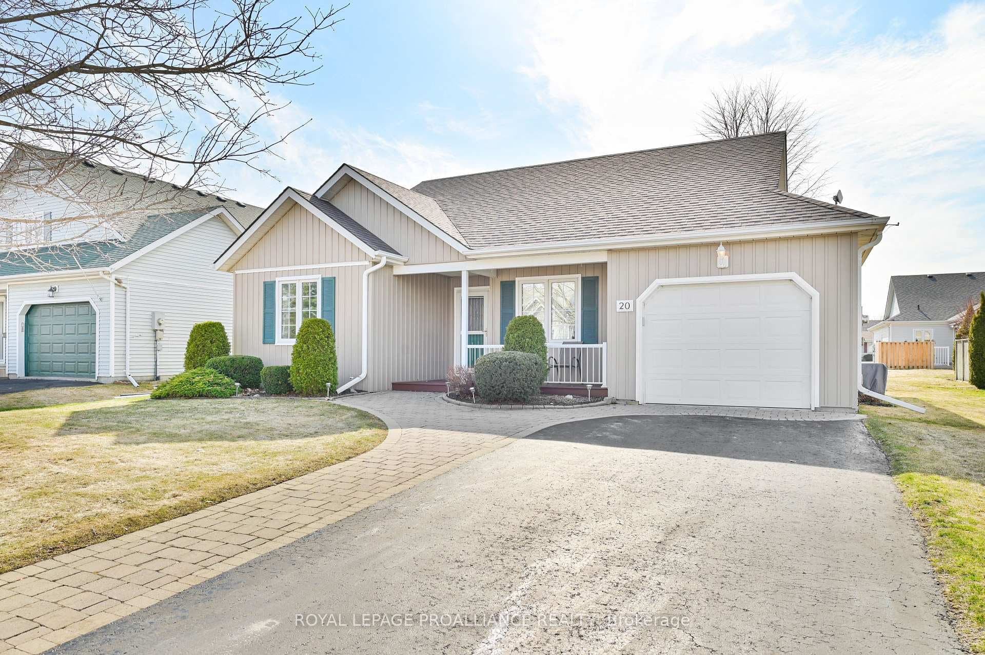 20 Lockwood Drive photo 2