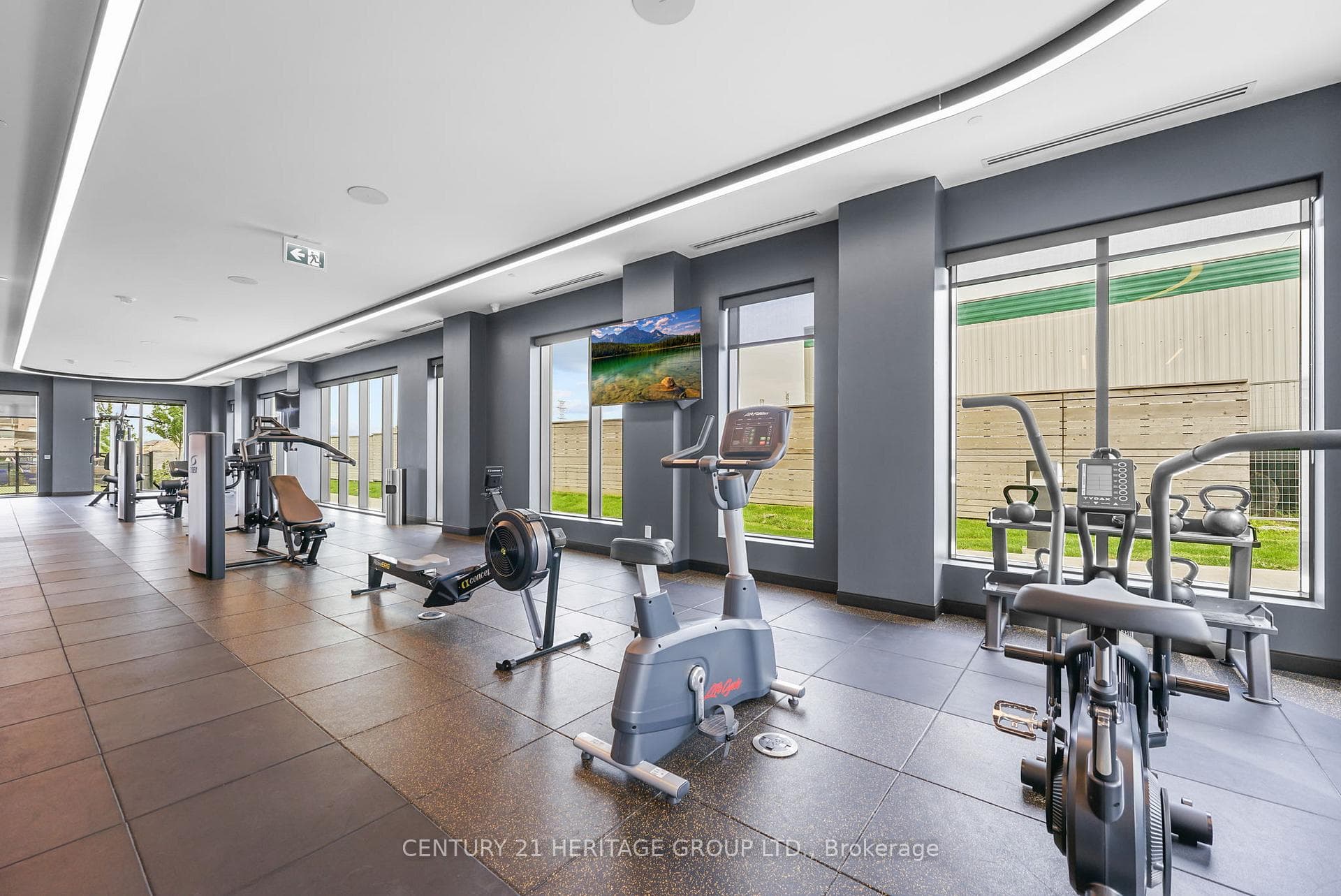 2550 Simcoe Street Unit 2203 photo 24