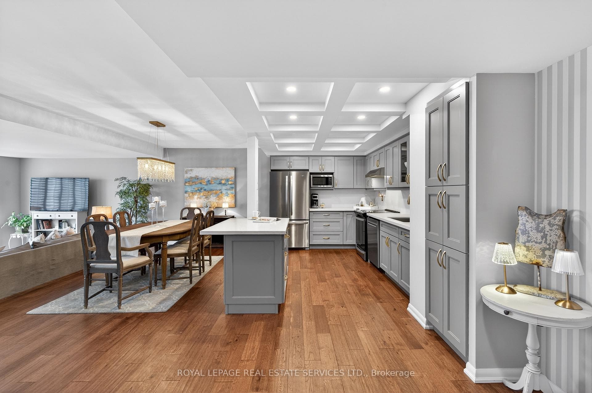 2175 Marine Drive Unit 903 photo 9