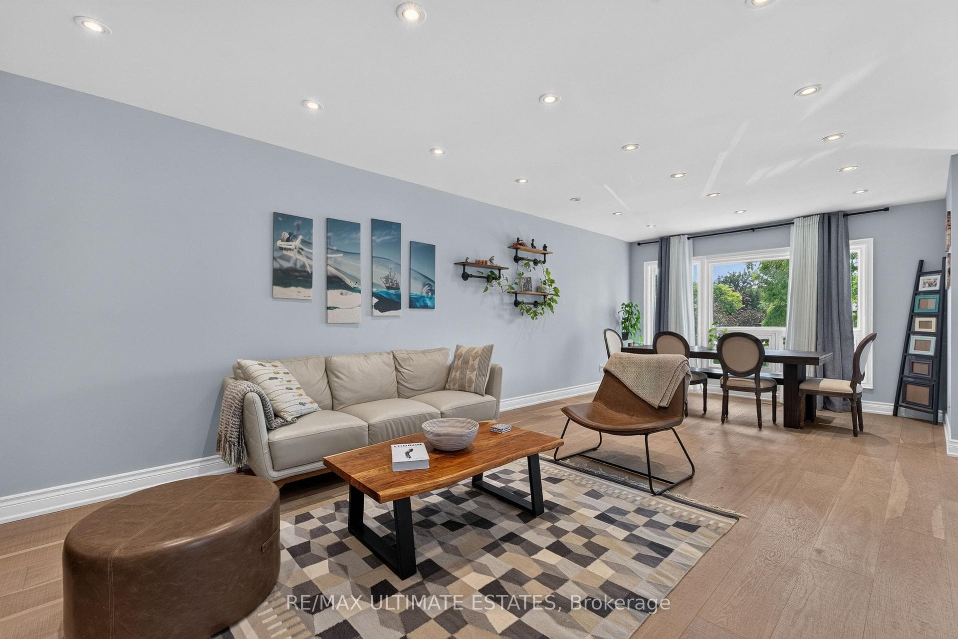 325 Goldenwood Road photo 8