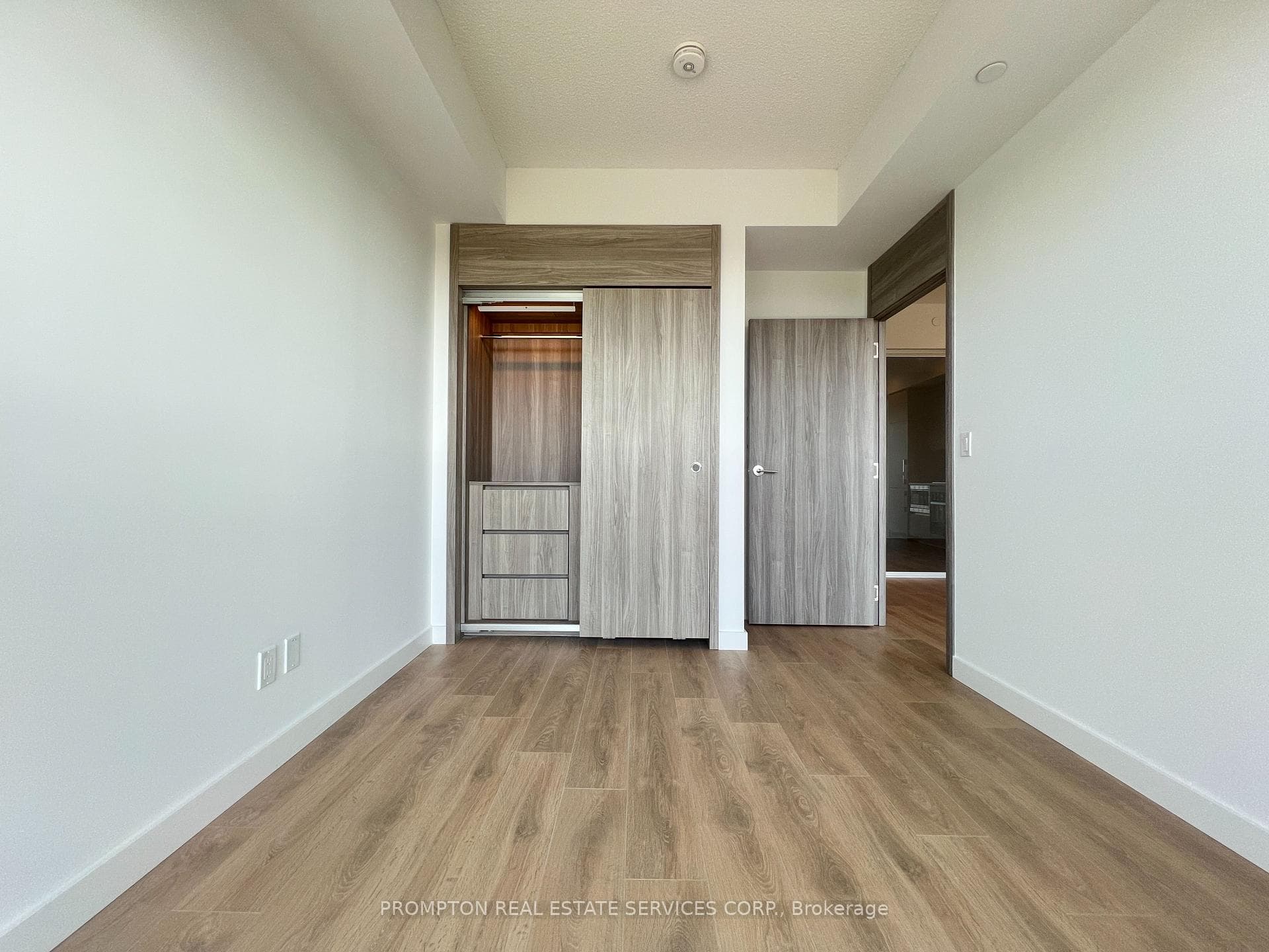 68 Esther Shiner Boulevard Unit 2310 photo 18