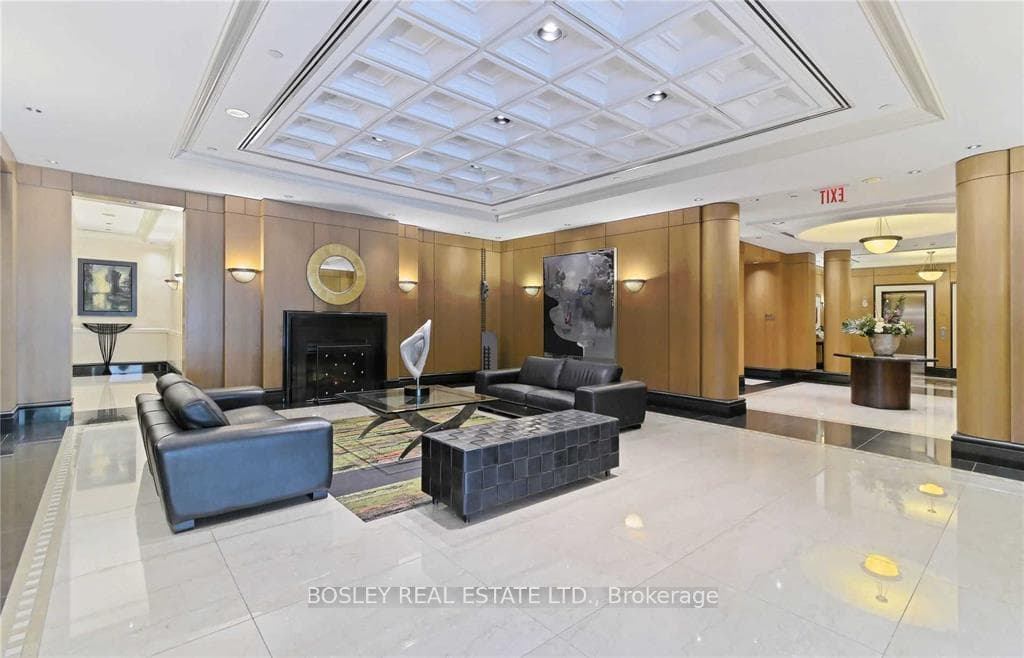 38 Avenue Road Unit 603 photo 40