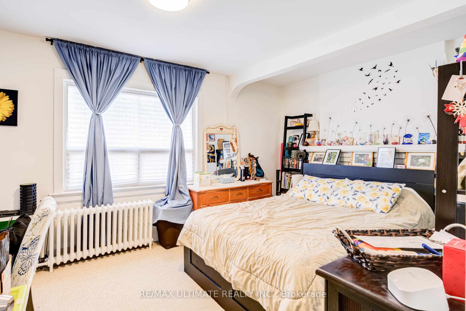 533 Kingston Road photo 40