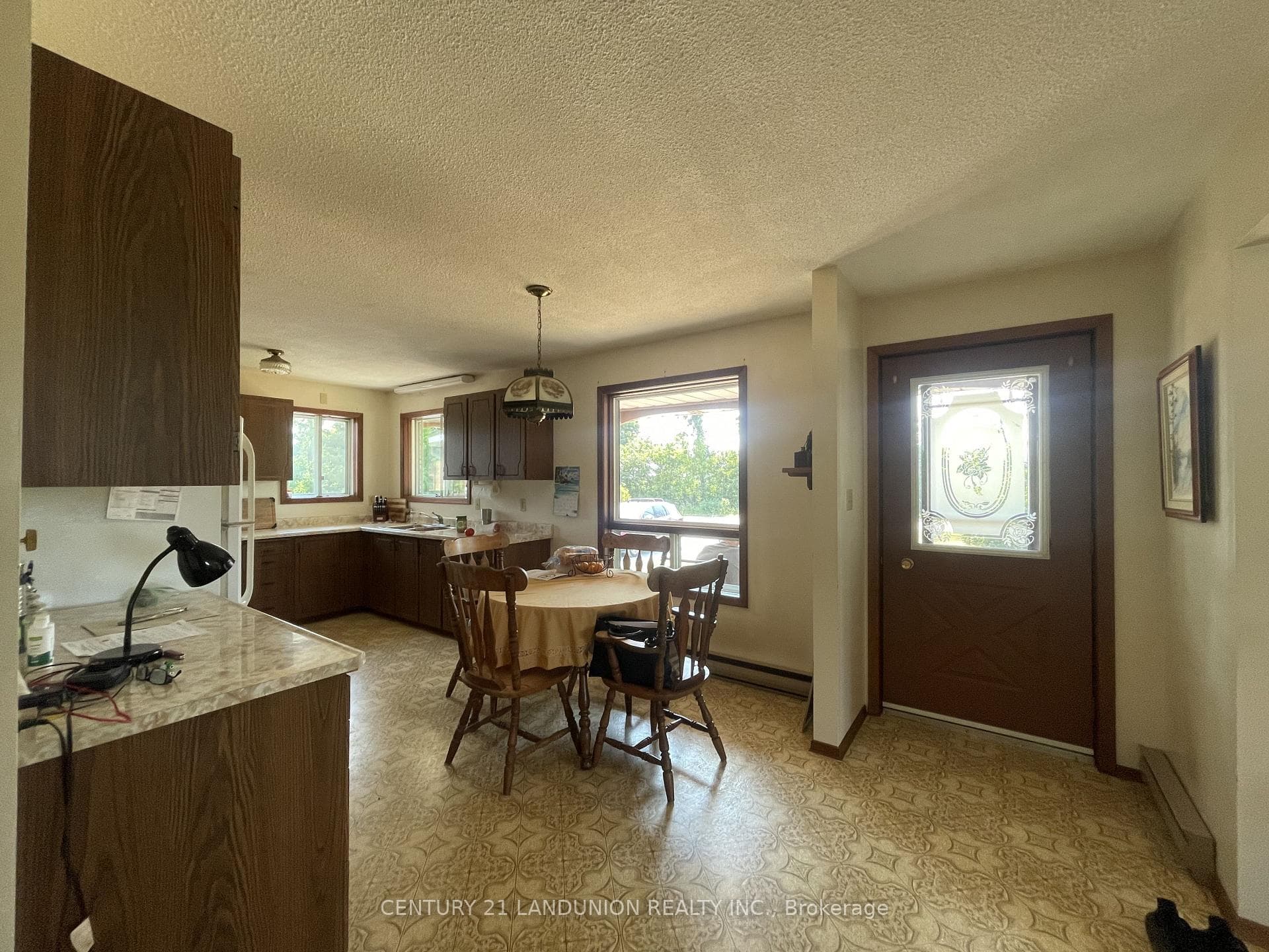 1319 Palestine Road photo 5