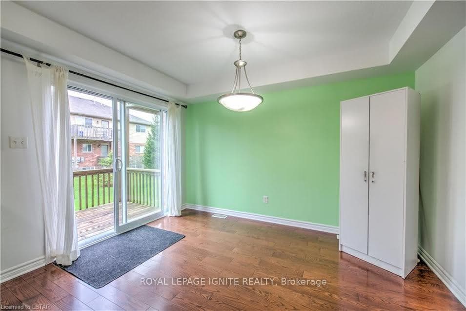 3320 Meadowgate Boulevard Unit 240 photo 18