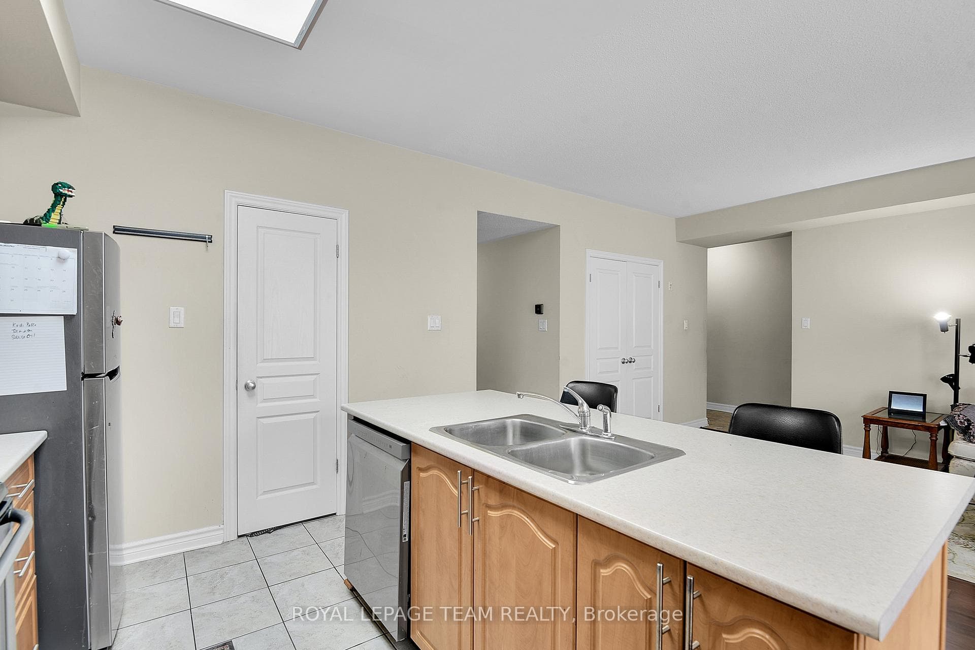 168 Hornchurch Lane Unit E photo 23