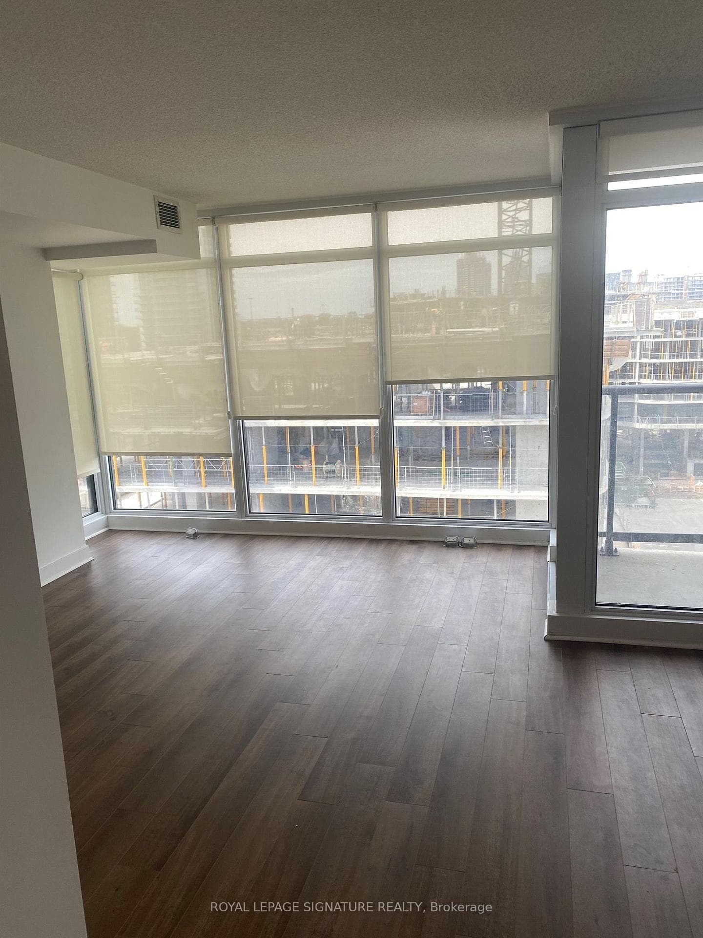 72 Esther Shiner Boulevard Unit 1007 photo 5